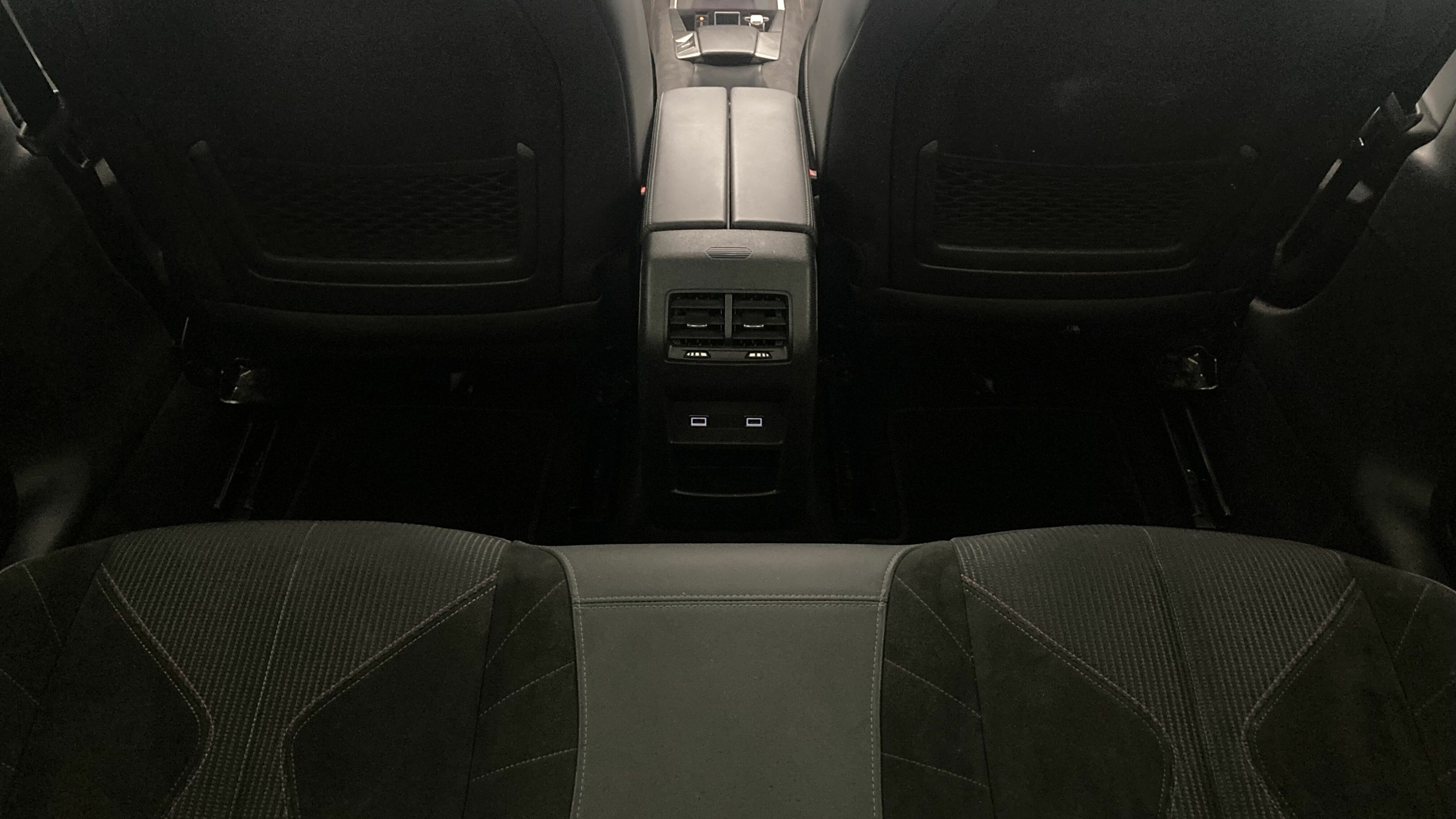 ds ds4 performance line + E-TENSE 225 CA 2023 gris platino 23