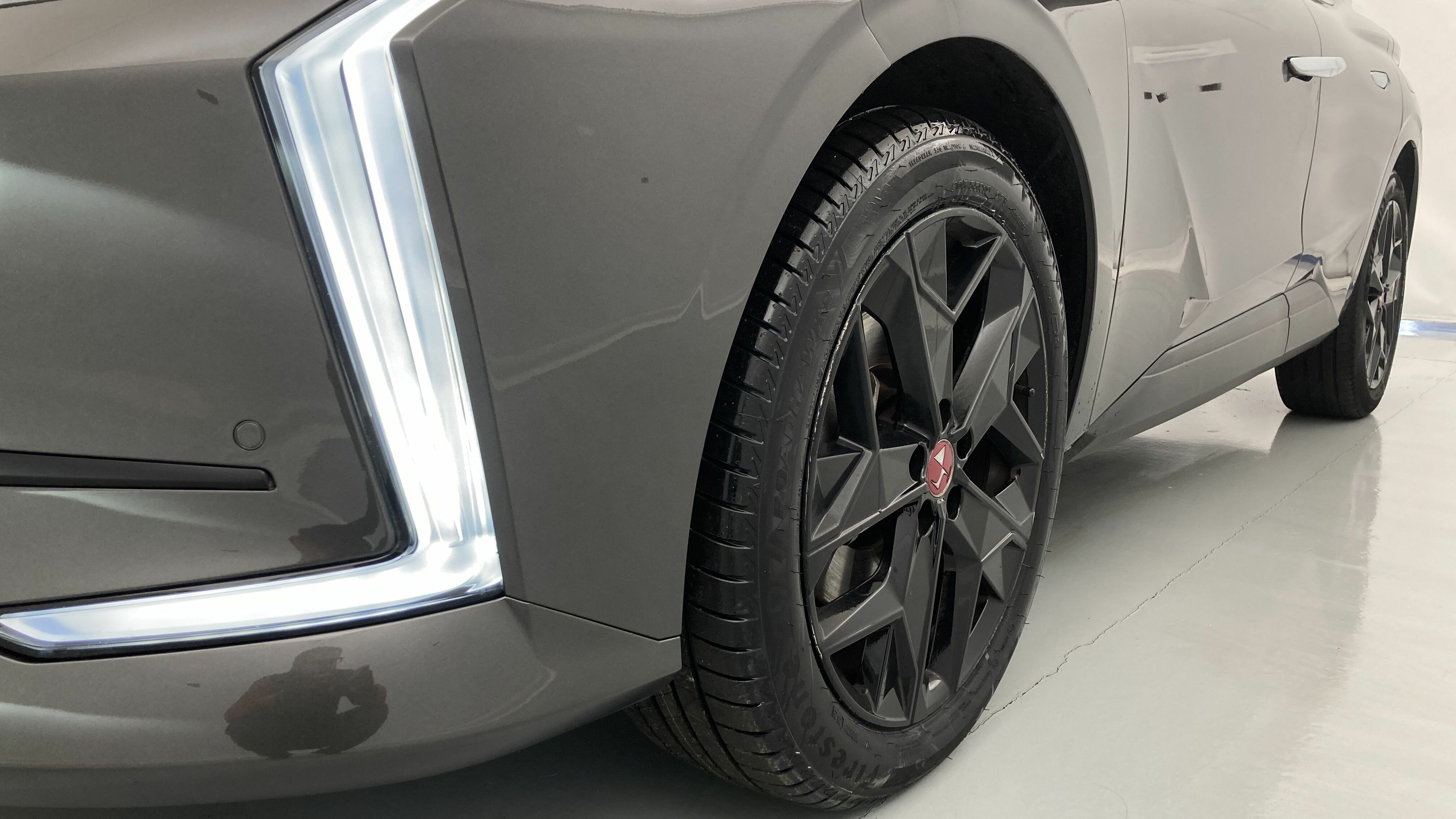 ds ds4 performance line + E-TENSE 225 CA 2023 gris platino 27