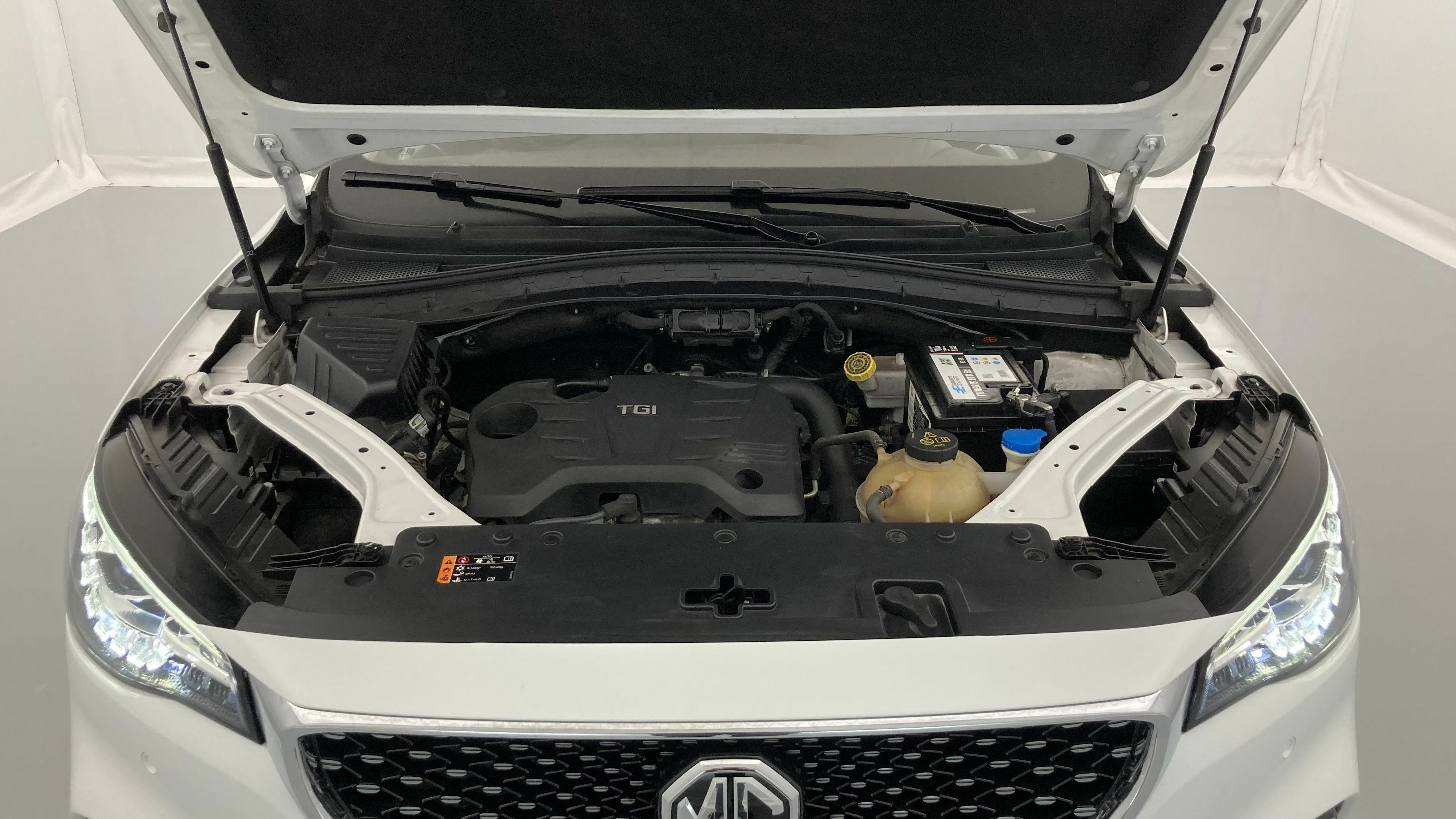 mg hs luxury 1.5 T-GDI 162 2023 dover white 24
