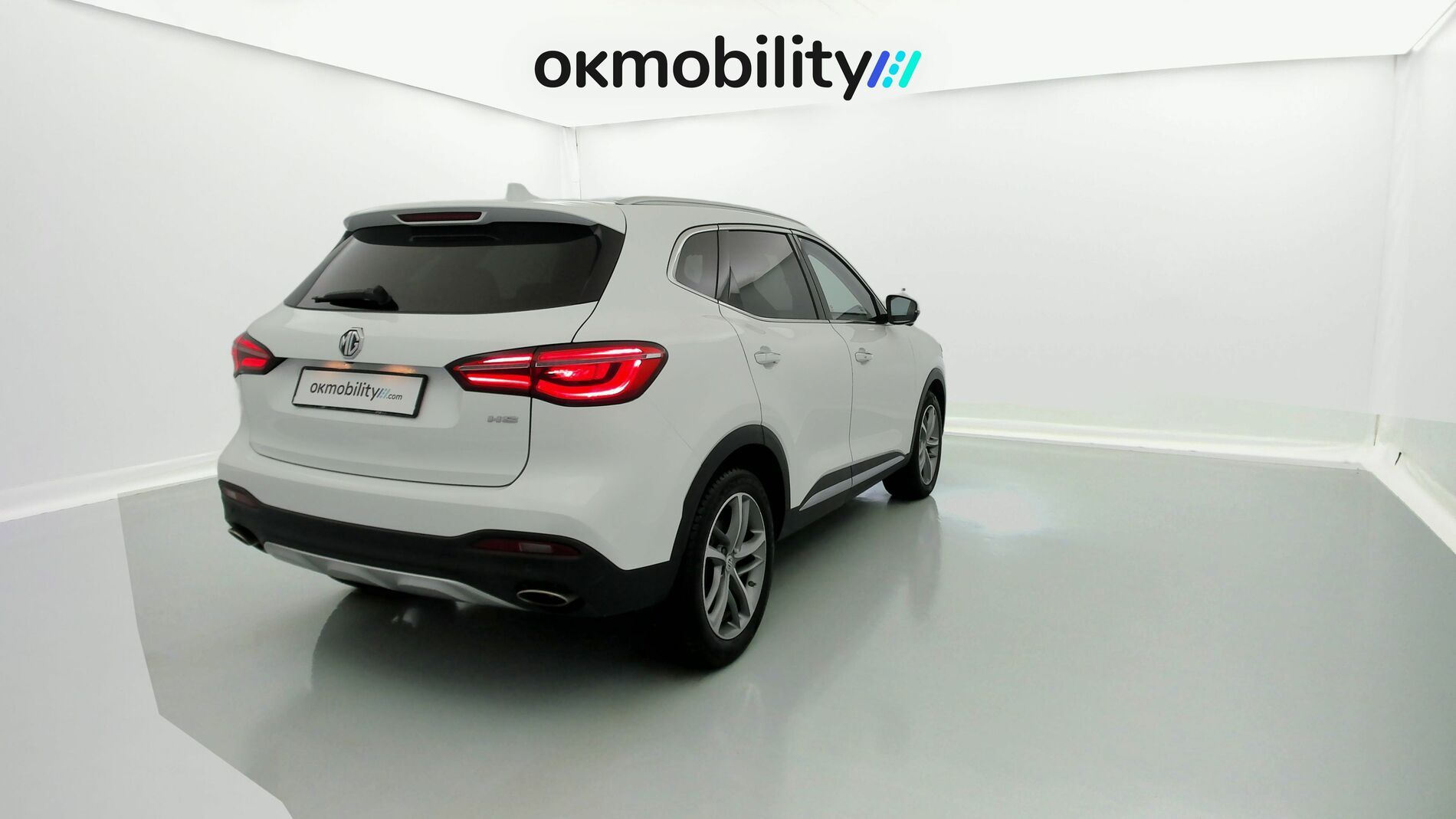 mg hs luxury 1.5 T-GDI 162 2023 dover white 11