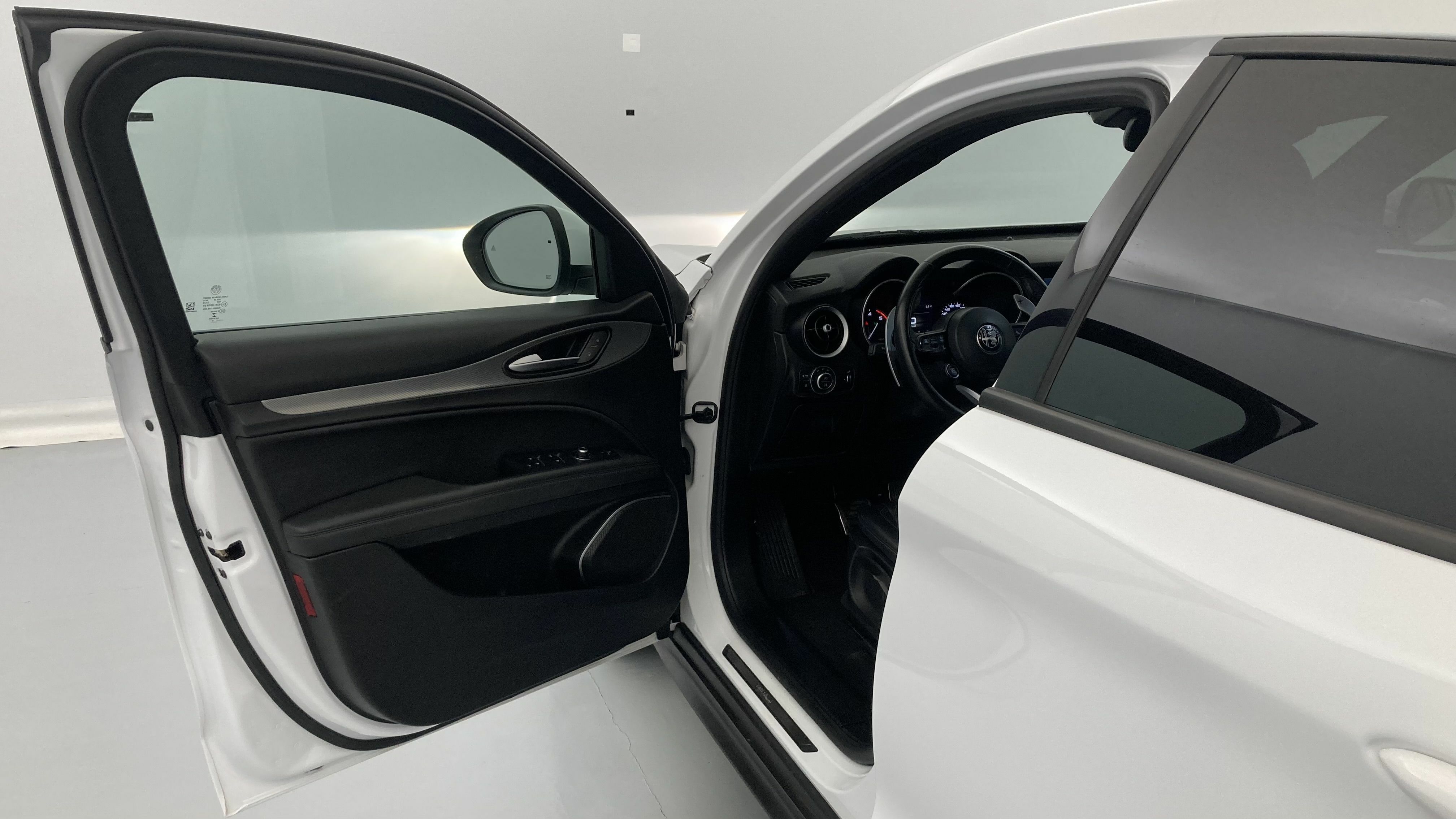alfa romeo stelvio sprint 2.2 JTD 160 RWD CA 2022 bianco arctic 12
