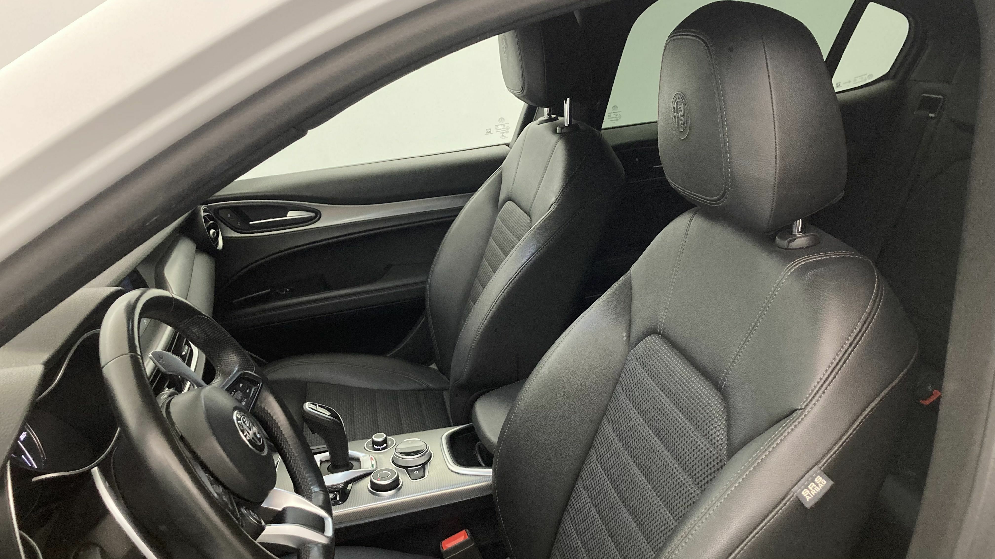 alfa romeo stelvio sprint 2.2 JTD 160 RWD CA 2022 bianco arctic 13