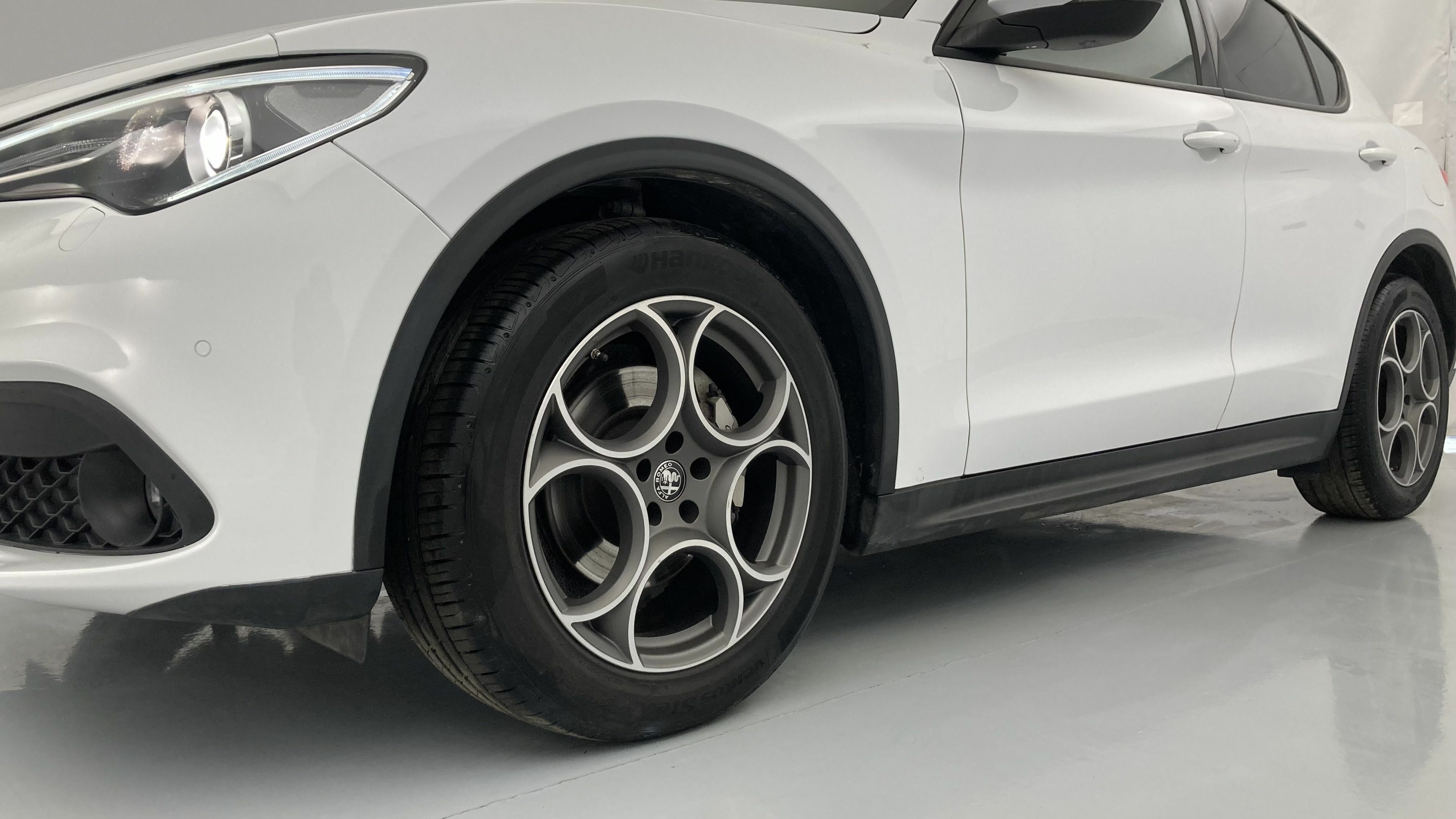 alfa romeo stelvio sprint 2.2 JTD 160 RWD CA 2022 bianco arctic 25