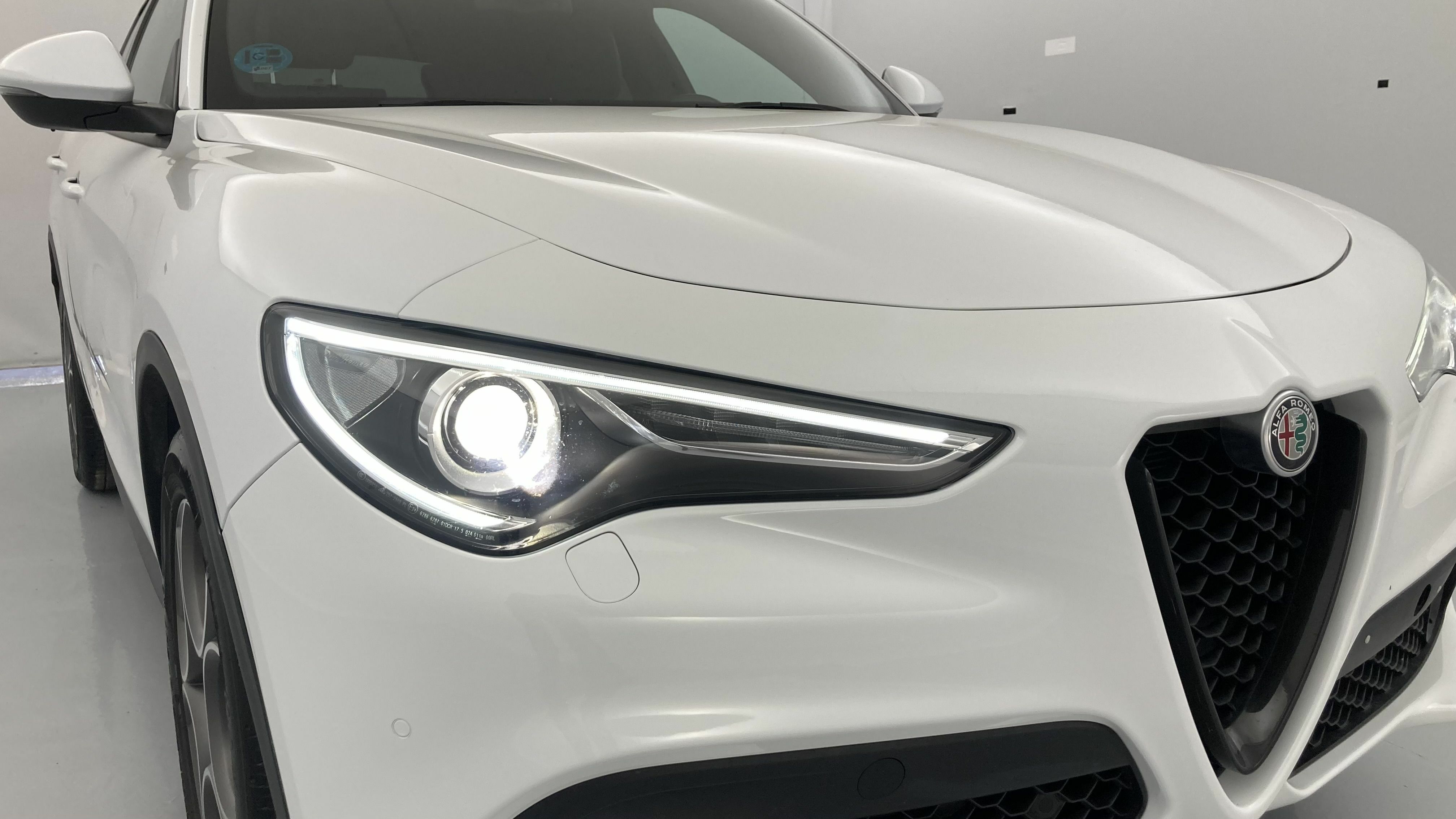 alfa romeo stelvio sprint 2.2 JTD 160 RWD CA 2022 bianco arctic 28