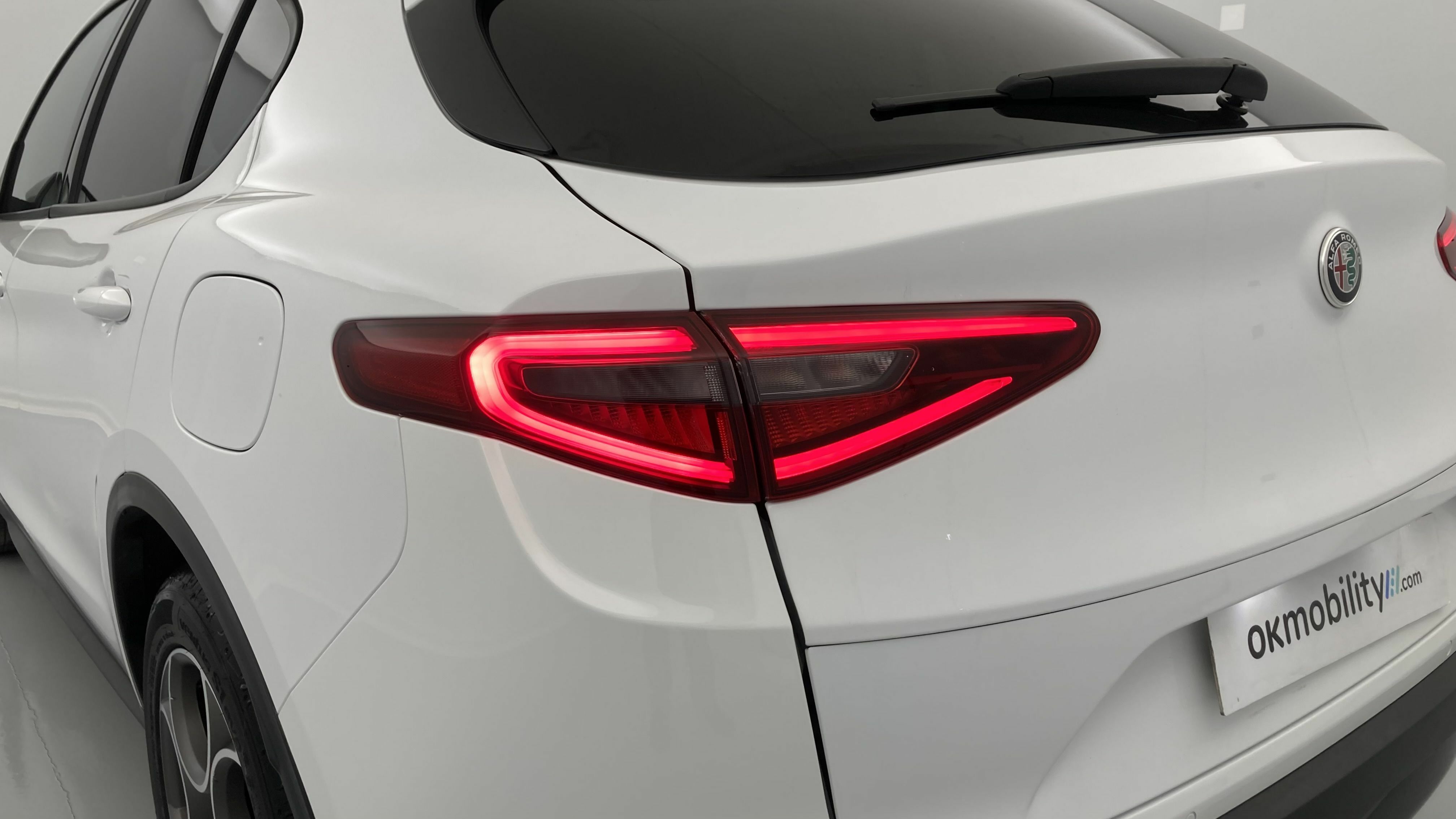 alfa romeo stelvio sprint 2.2 JTD 160 RWD CA 2022 bianco arctic 29