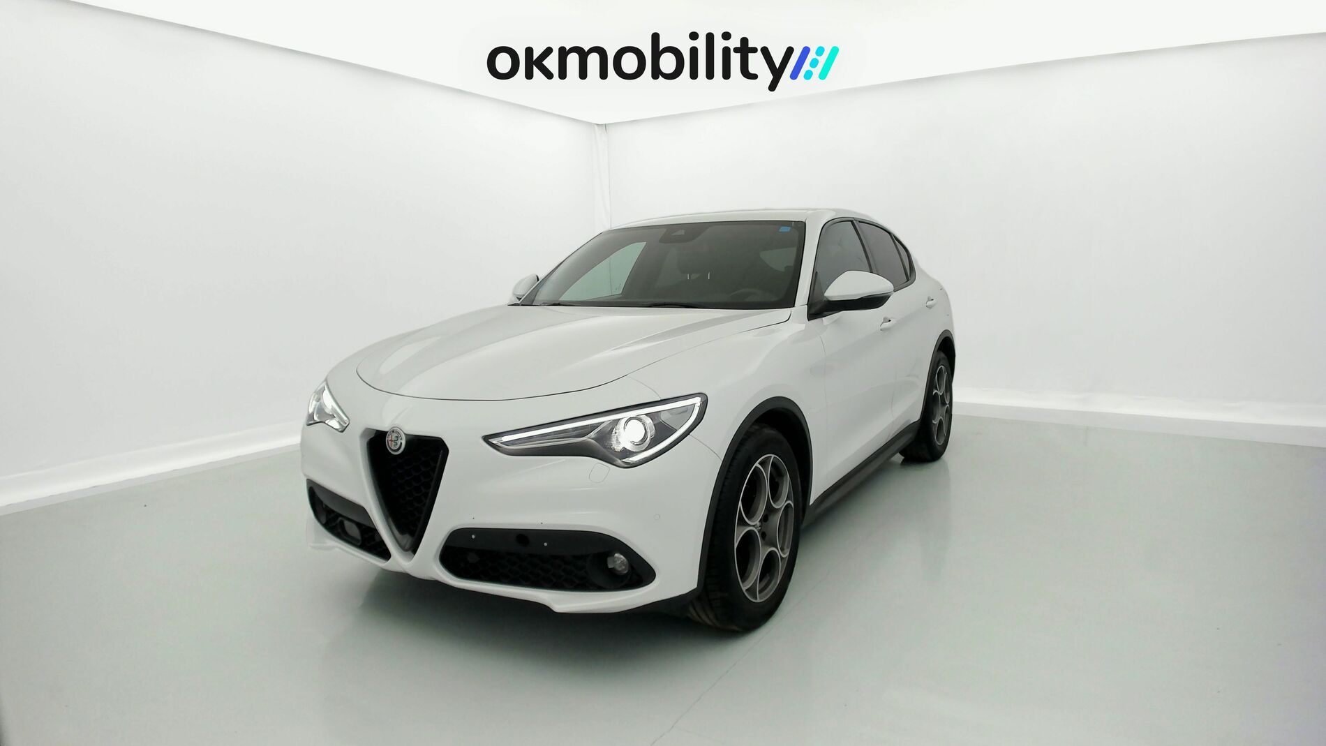 alfa romeo stelvio sprint 2.2 JTD 160 RWD CA 2022 bianco arctic 1
