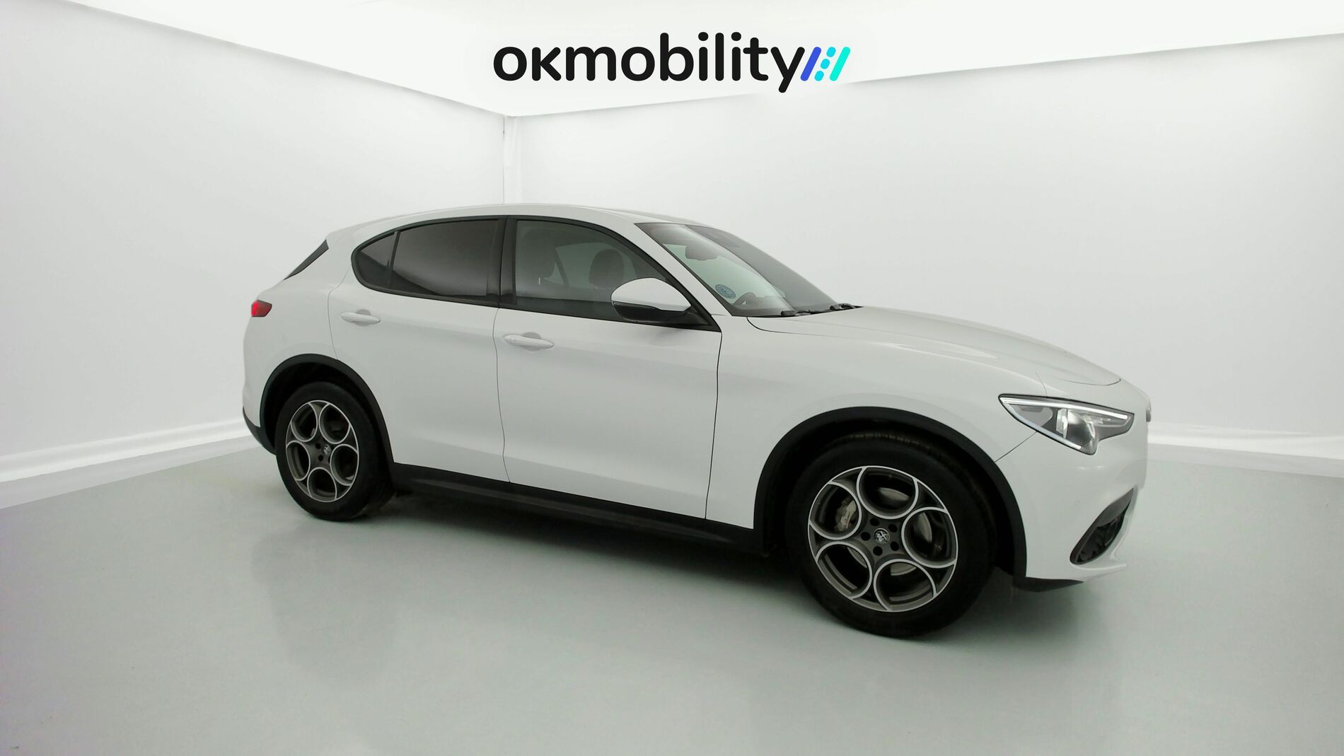 alfa romeo stelvio sprint 2.2 JTD 160 RWD CA 2022 bianco arctic 2