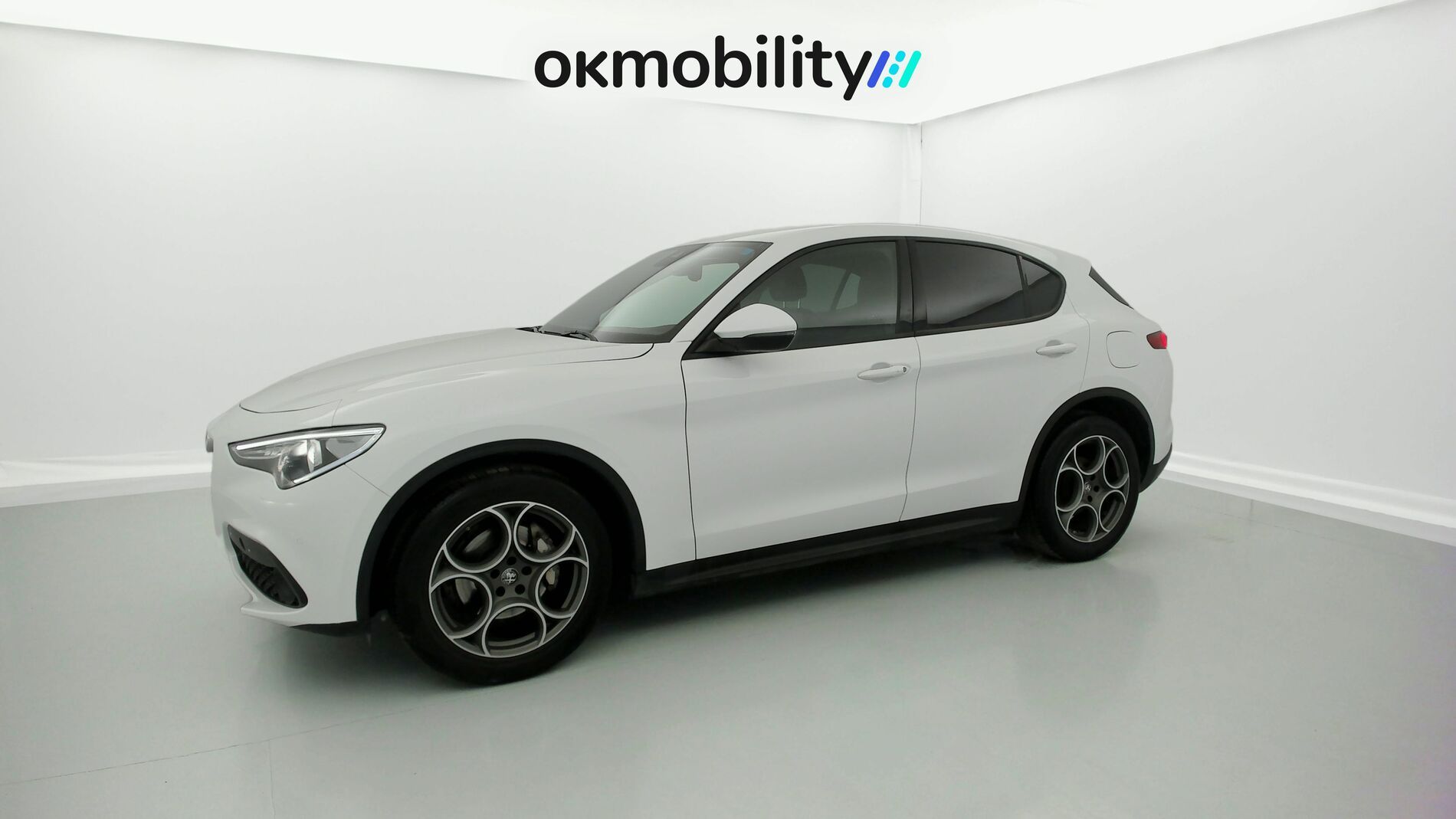 alfa romeo stelvio sprint 2.2 JTD 160 RWD CA 2022 bianco arctic 4