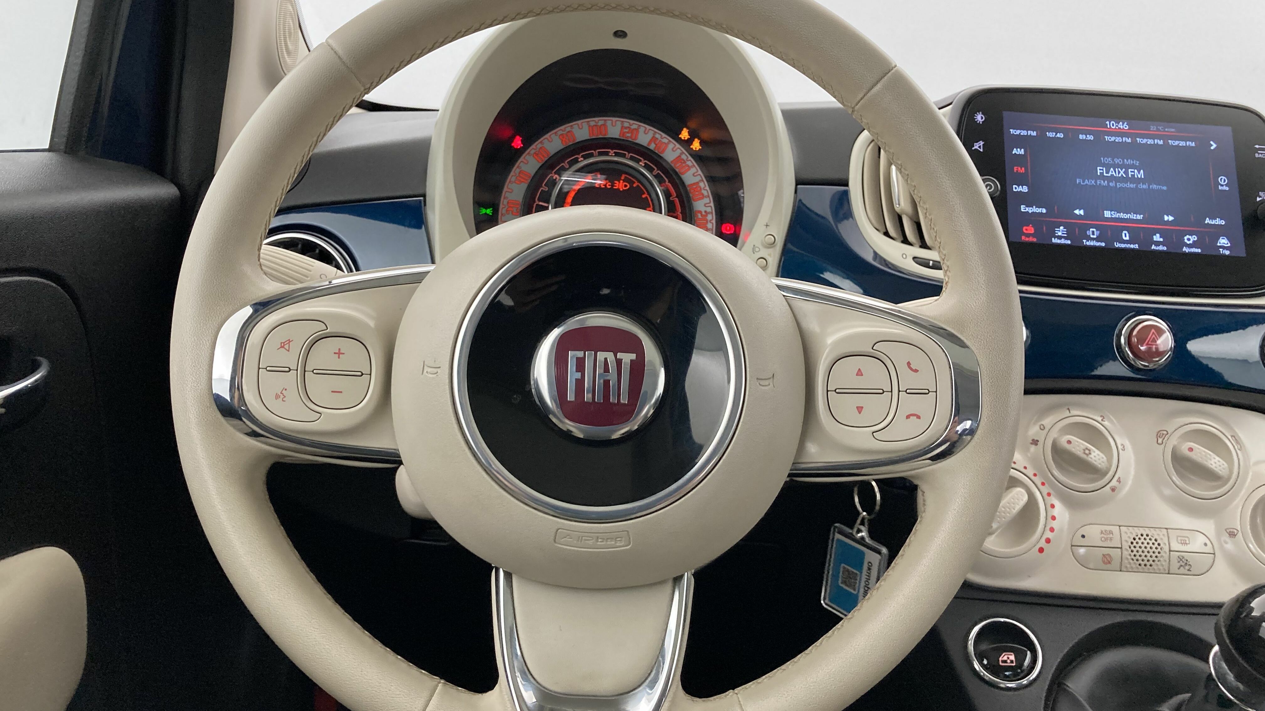 fiat 500 dolcevita 1.0 HYBRID 70 MHEV 2022 gris 18