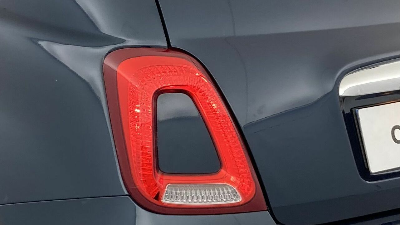 fiat 500 dolcevita 1.0 HYBRID 70 MHEV 2022 gris 31