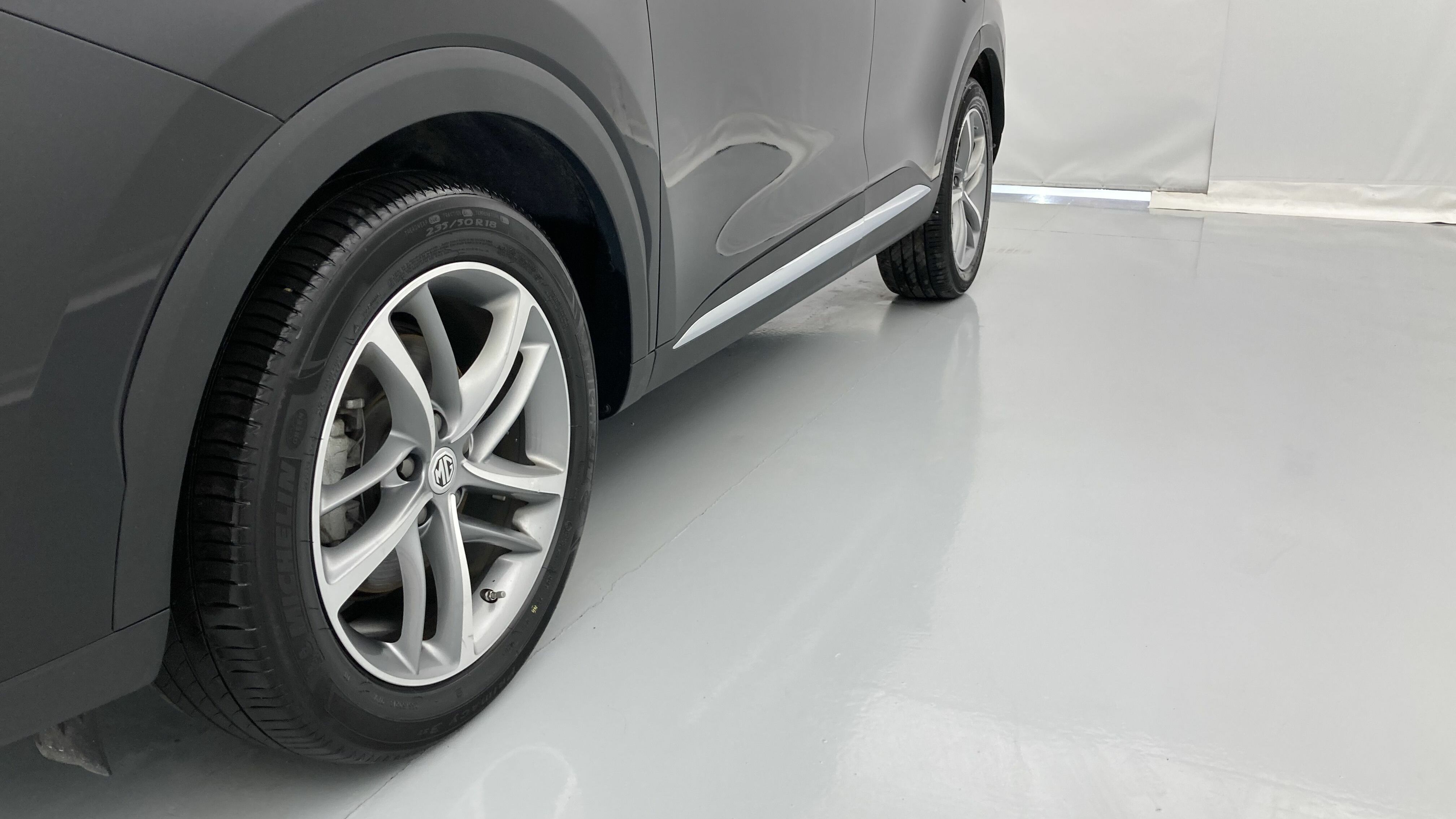 mg ehs phev exclusive 1.5 T-GDI 258 PHEV 2022 pebble black 26