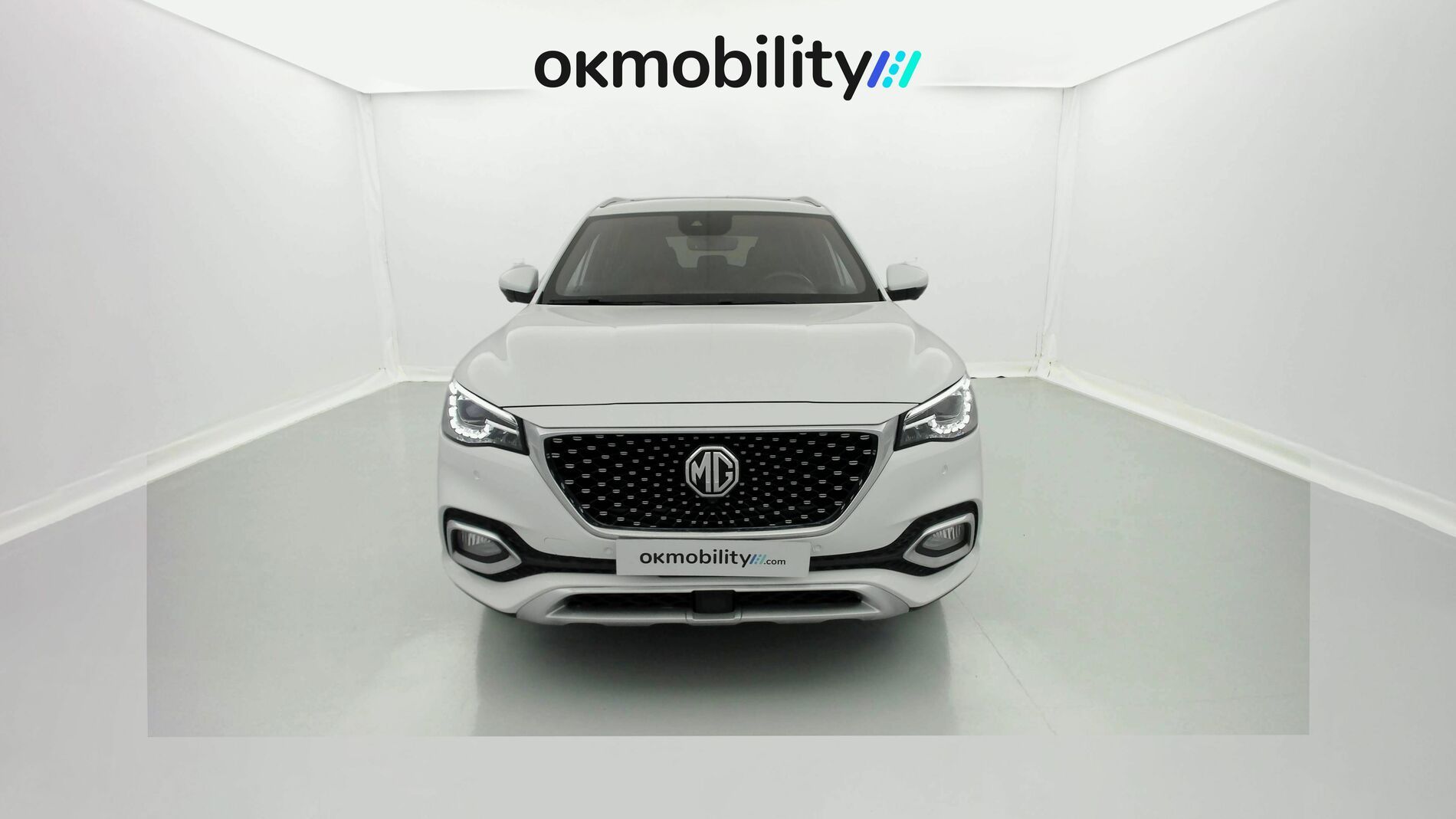 mg ehs phev exclusive 1.5 T-GDI 258 PHEV 2022 dover white 4