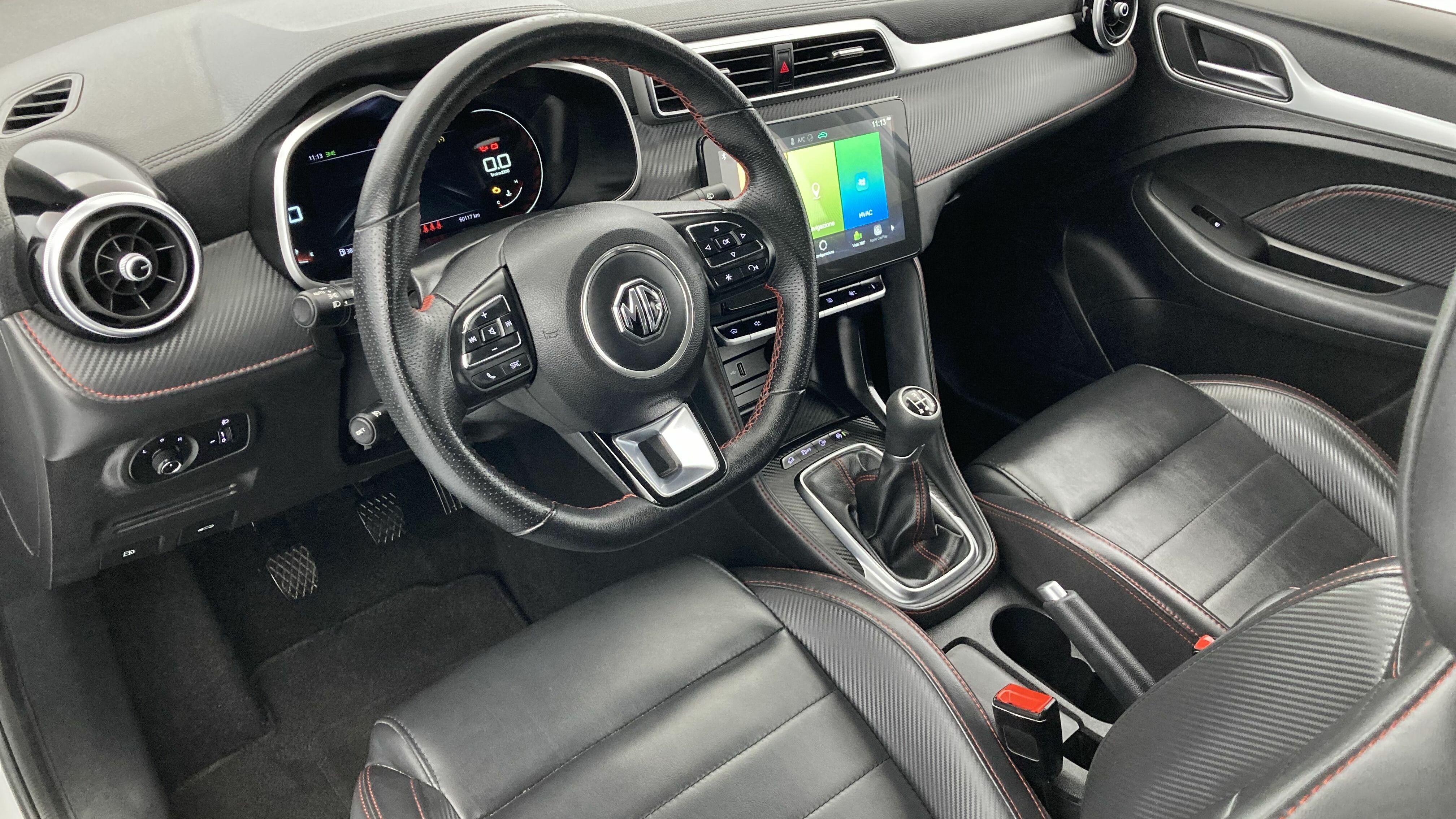 mg zs luxury 1.5 VTI-TECH 106 2023 white 16