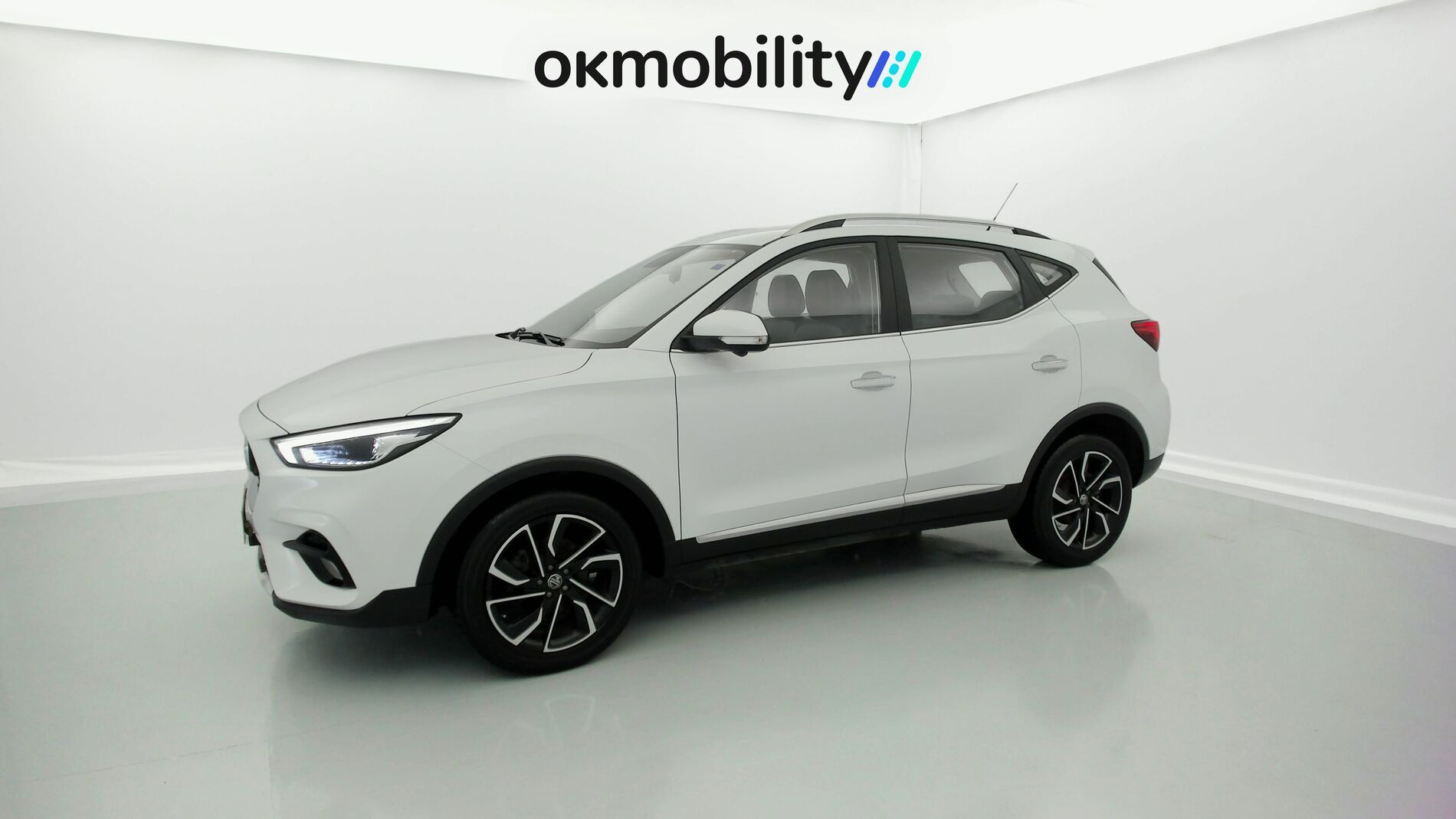 mg zs luxury 1.5 VTI-TECH 106 2023 white 5