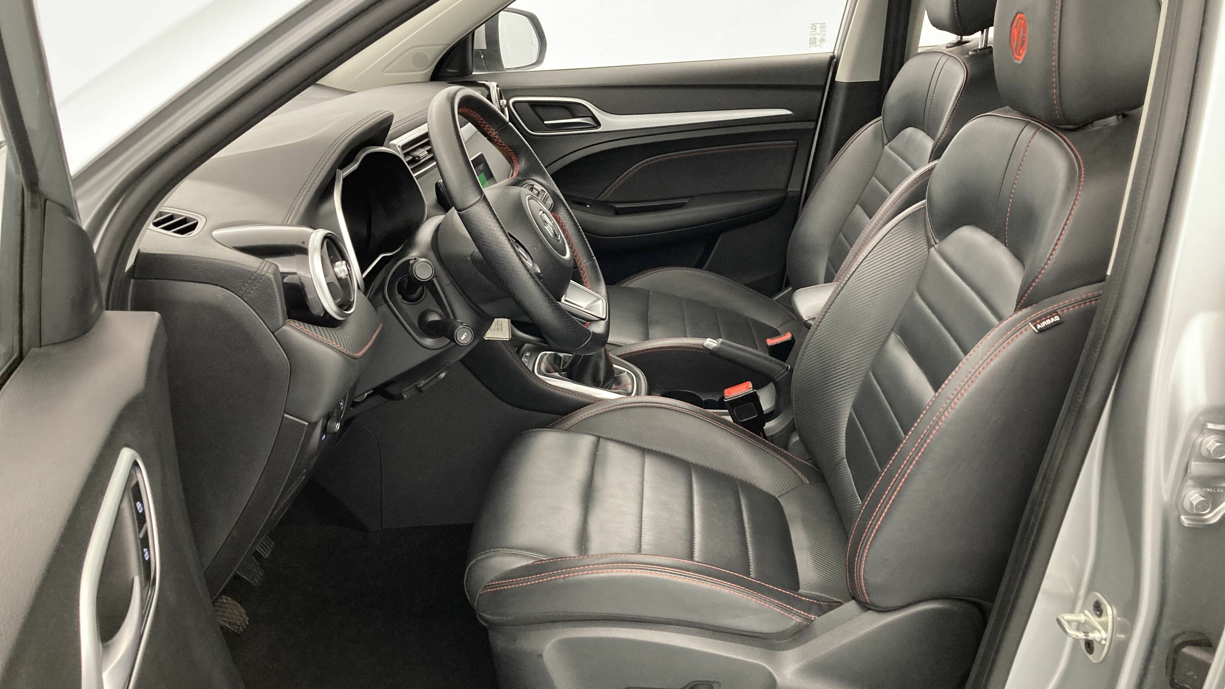 mg zs luxury 1.5 VTI-TECH 106 2023 silver 15