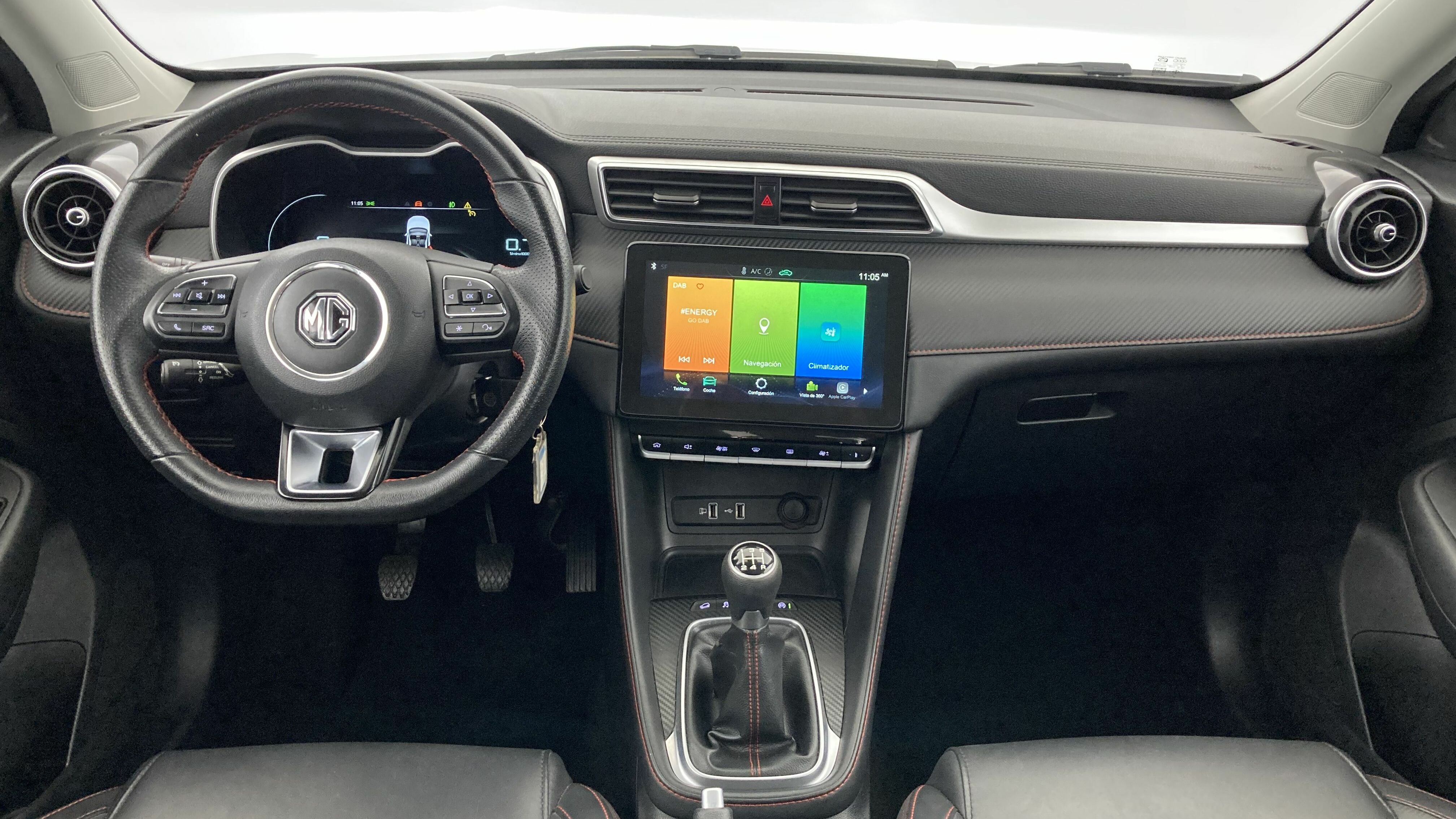 mg zs luxury 1.5 VTI-TECH 106 2023 silver 17