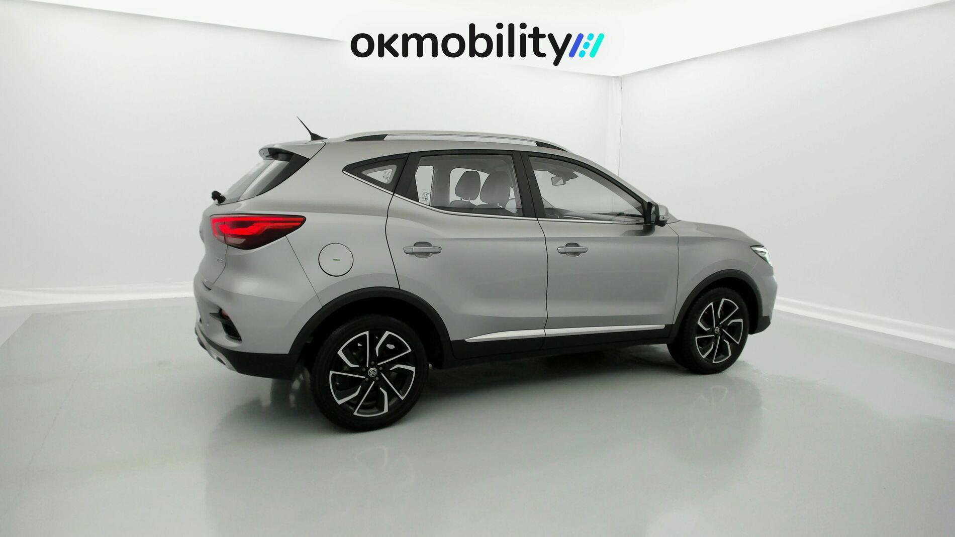 mg zs luxury 1.5 VTI-TECH 106 2023 silver 13