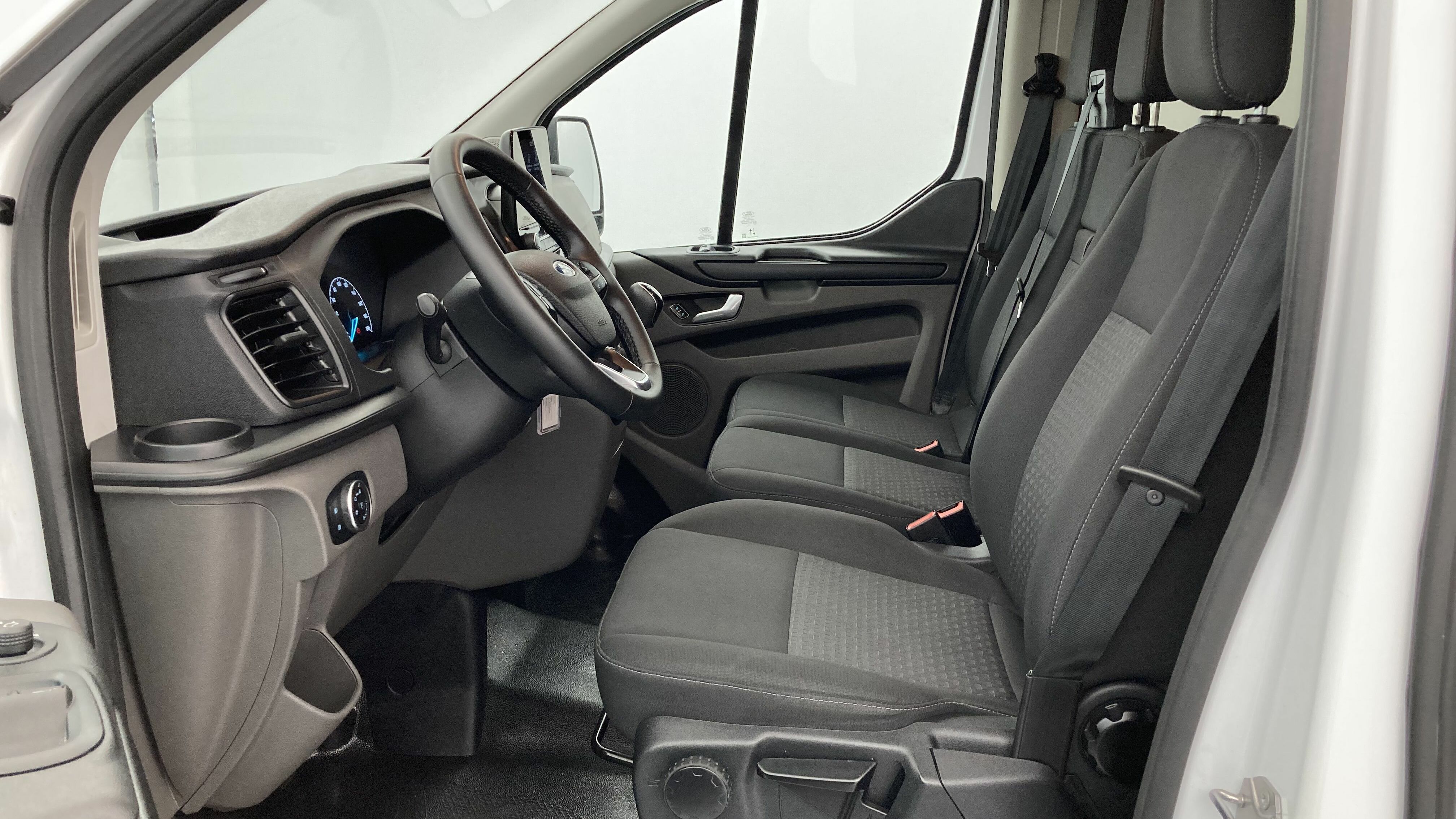 ford transit custom trend l2h1 9pl 2.0 ECOBLUE 130 2023 frozen white 15