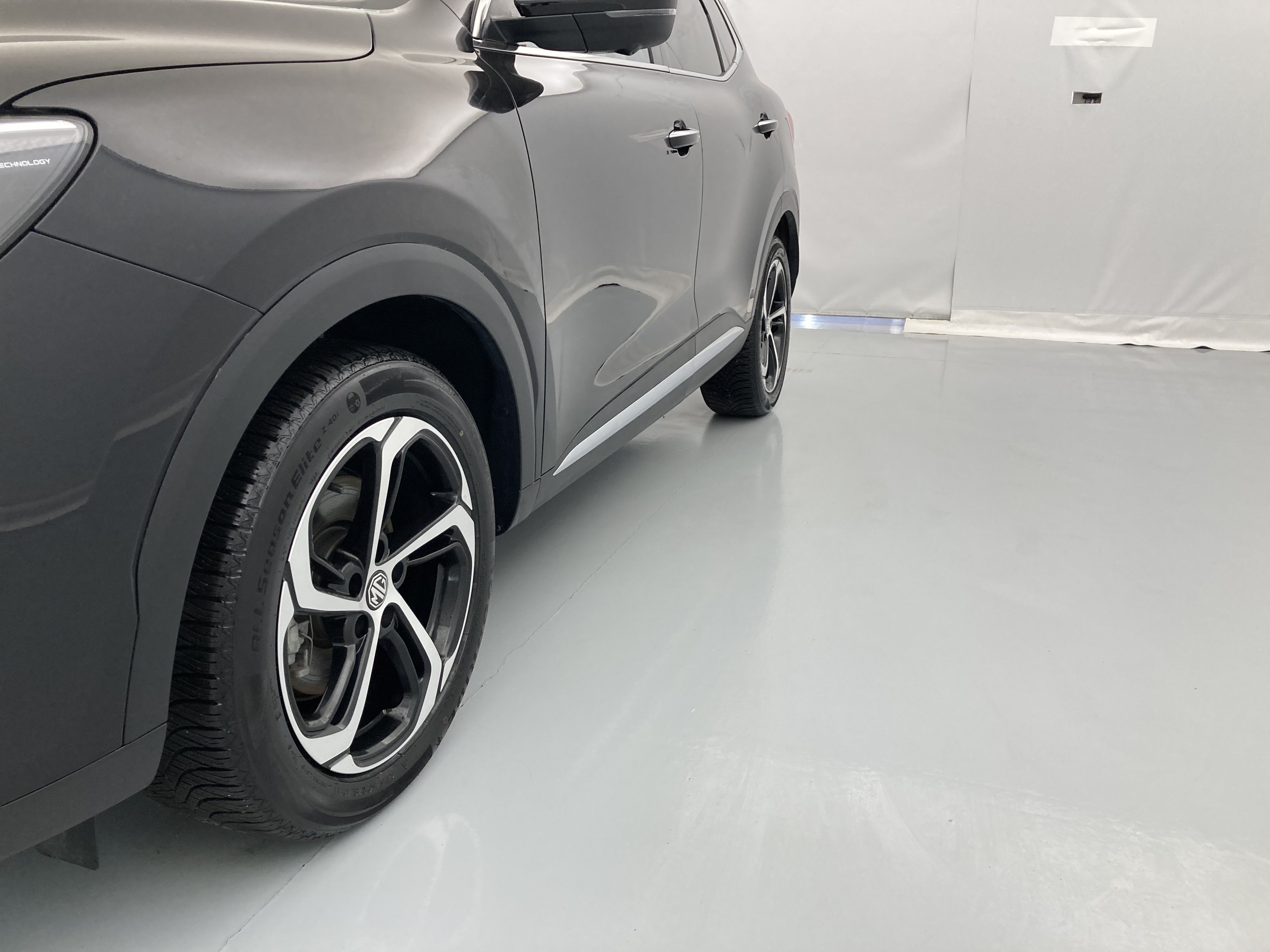 mg hs luxury 1.5 T-GDI 162 AT 2024 pebble black 31