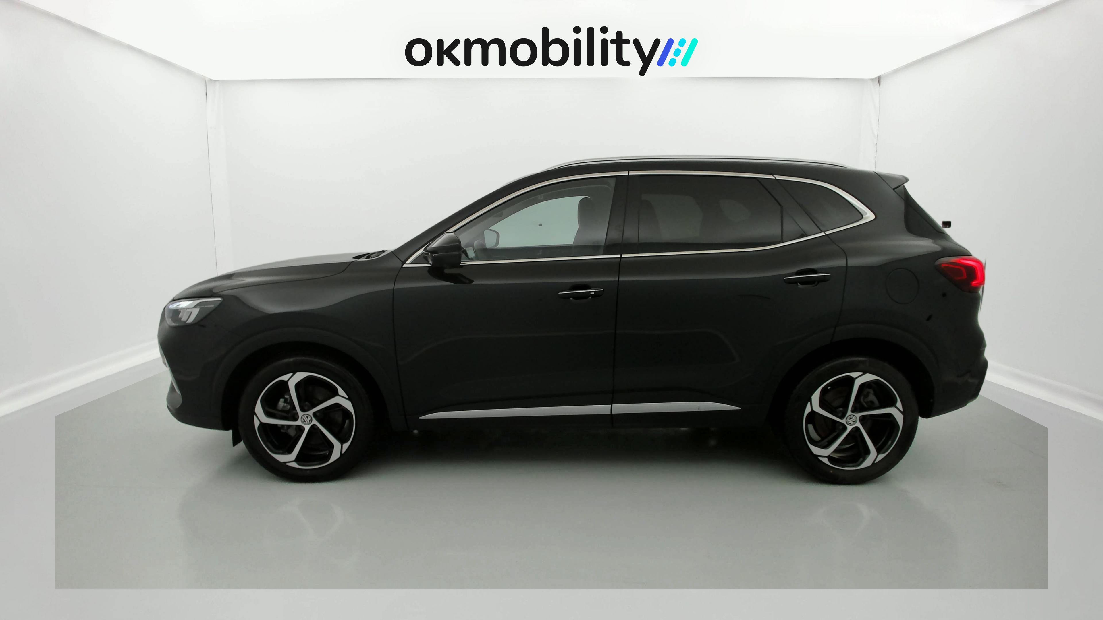 mg hs luxury 1.5 T-GDI 162 AT 2024 pebble black 9