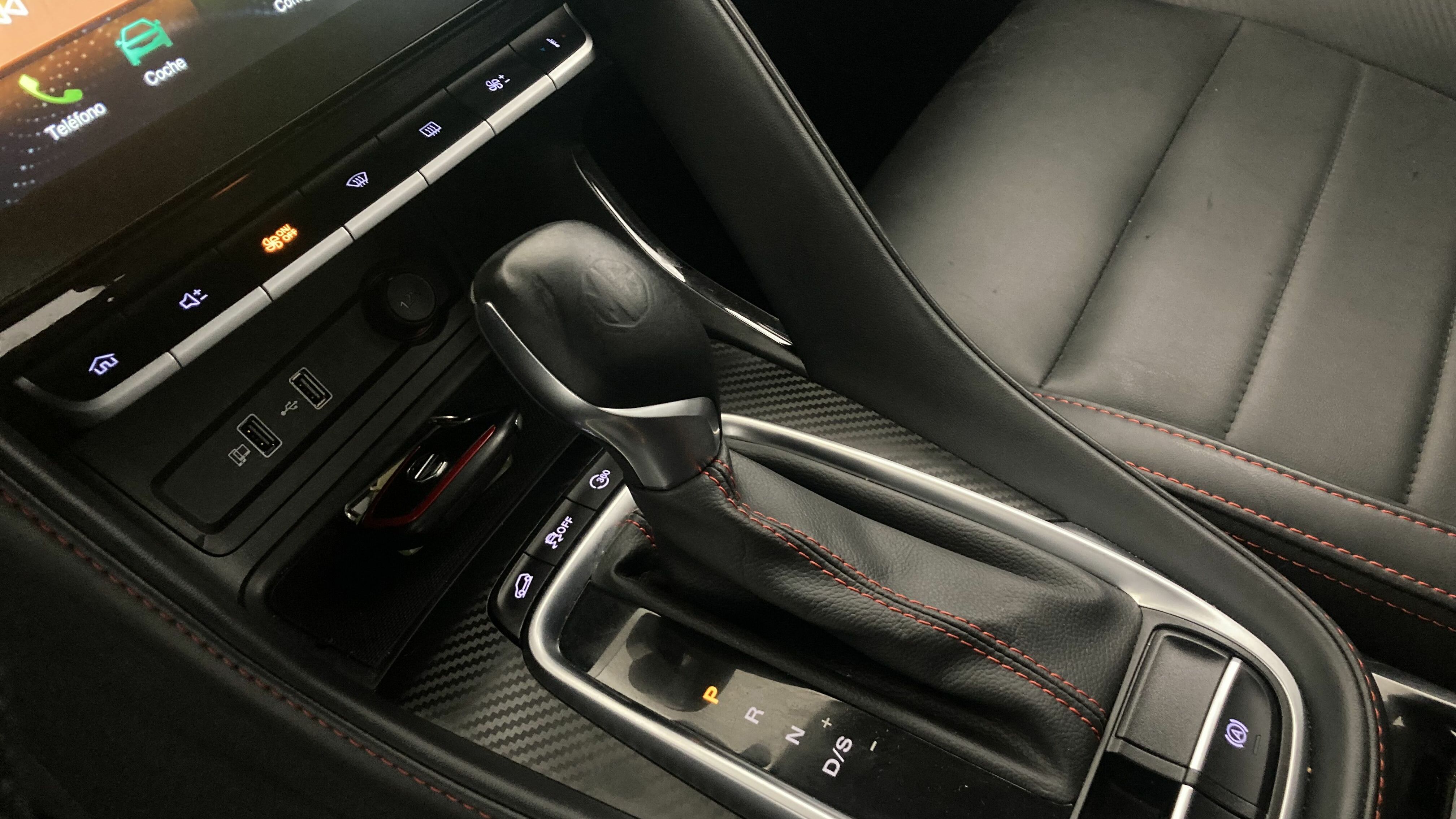 mg zs luxury 1.0 T-GDI 110 AT 2024 cosmic silver 19