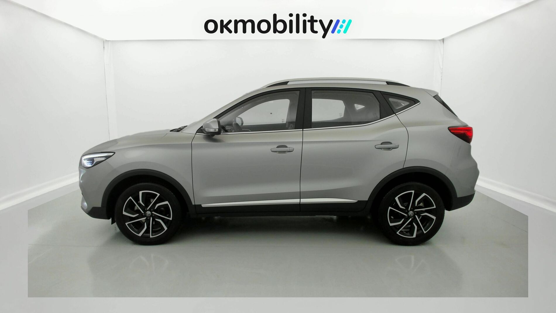 mg zs luxury 1.0 T-GDI 110 AT 2024 cosmic silver 5