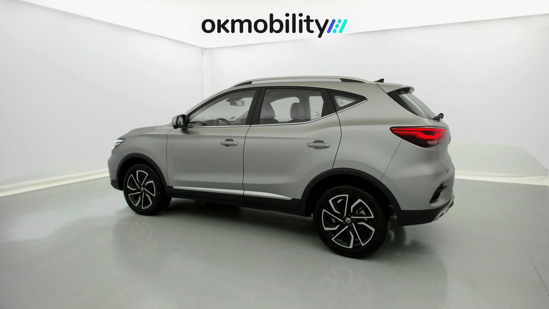 mg zs luxury 1.0 T-GDI 110 AT 2024 cosmic silver 7