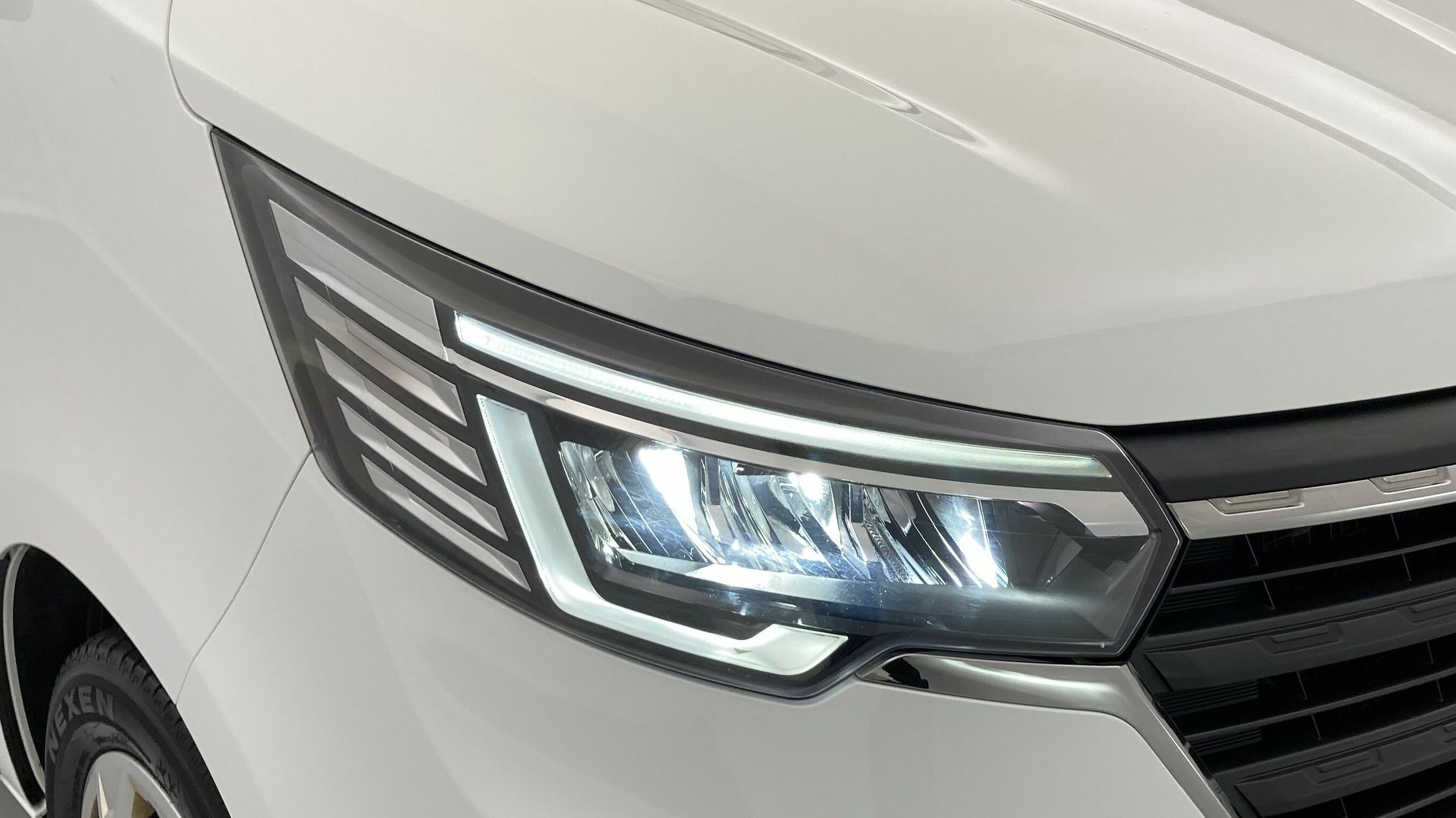 renault trafic l2 life 2.0 DCI 110 2022 weiss 30