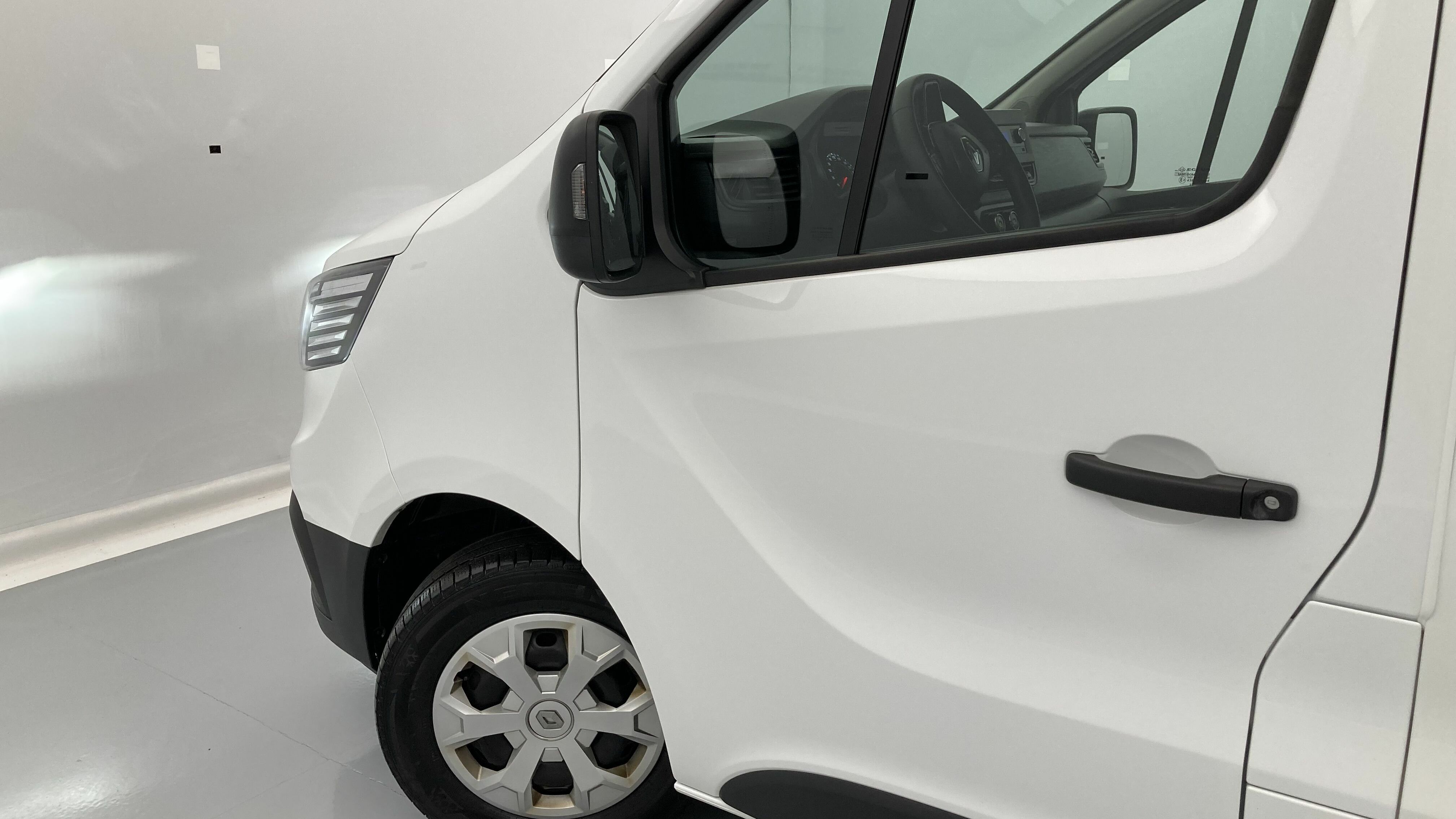 renault trafic l2 life 2.0 DCI 110 2022 weiss 29