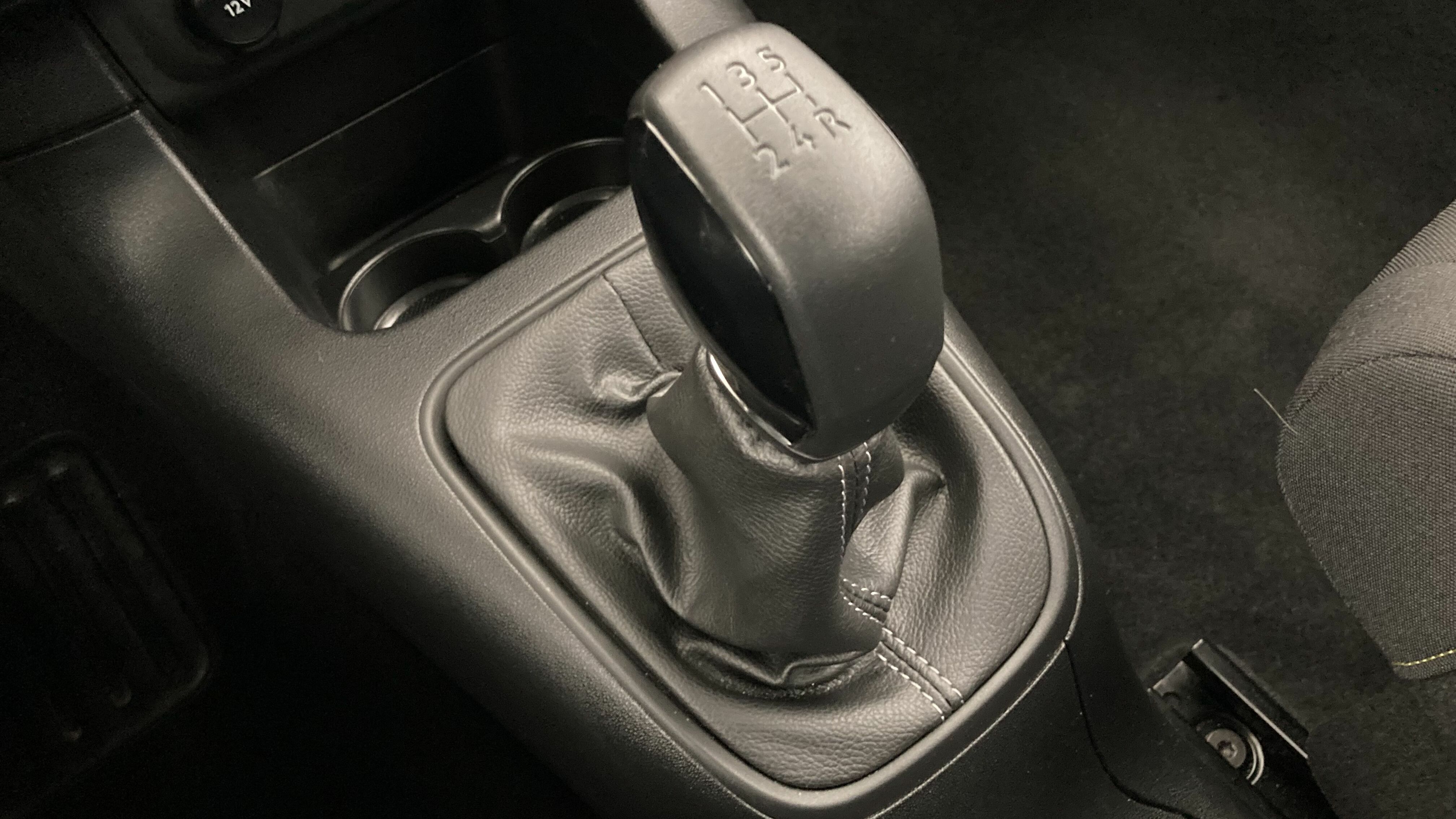 citroen c3 feel 1.2 PURETECH 83 2022 spring blue metallic 21