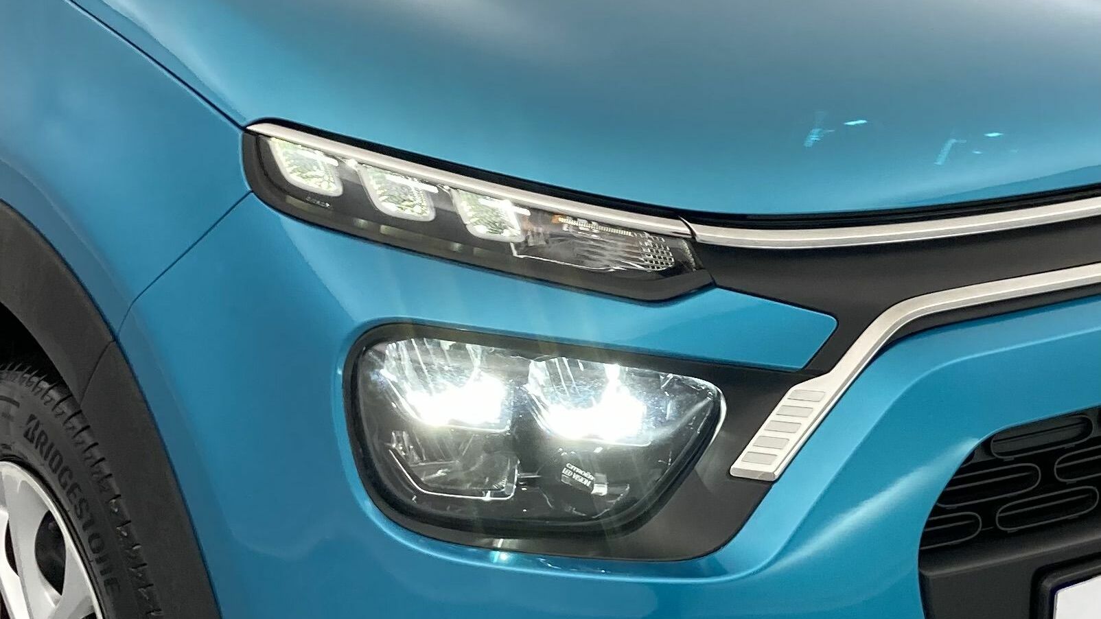 citroen c3 feel 1.2 PURETECH 83 2022 spring blue metallic 30