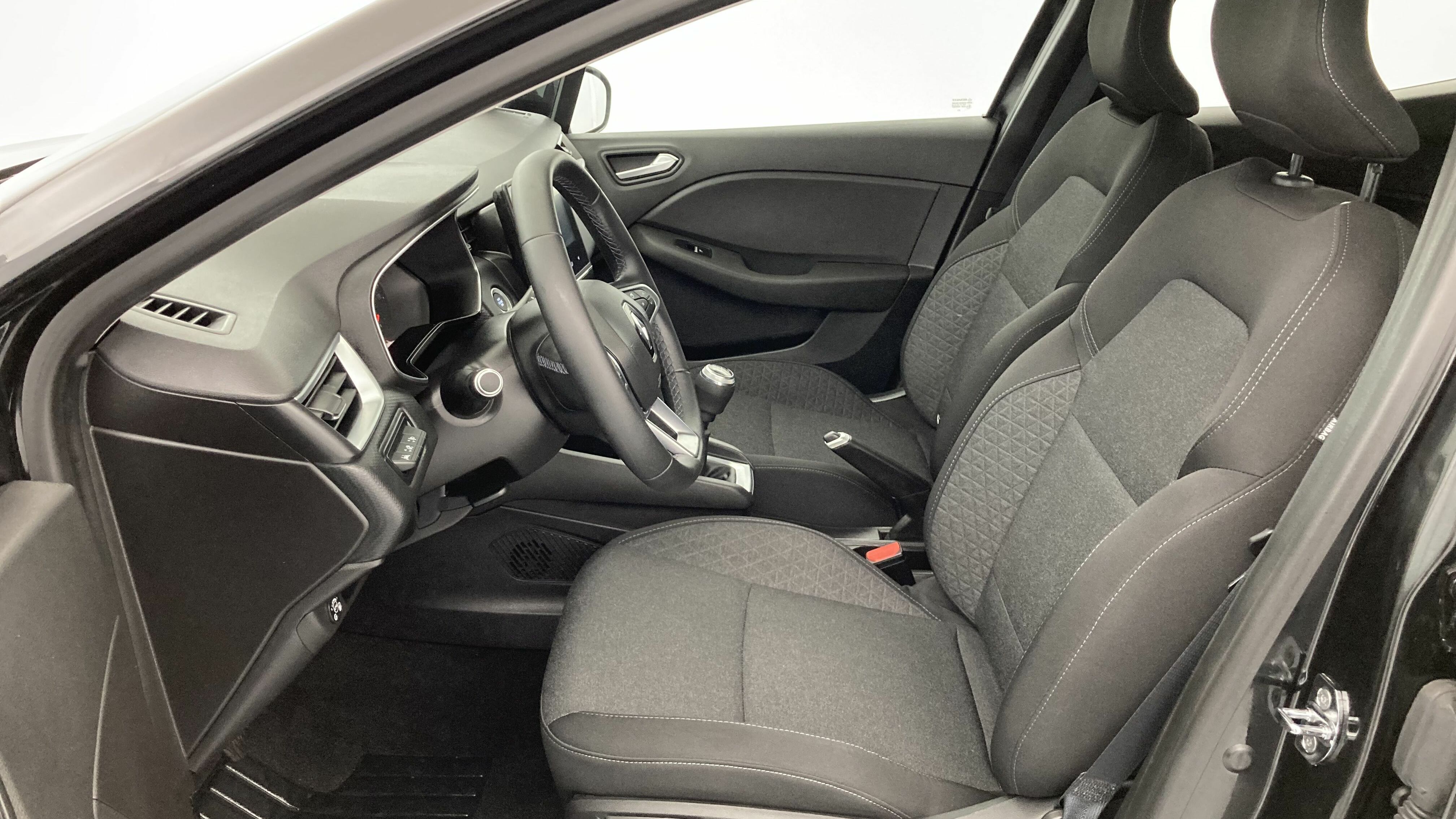 renault clio intens 1.0 TCE 100 GLP 2021 negro perla 15