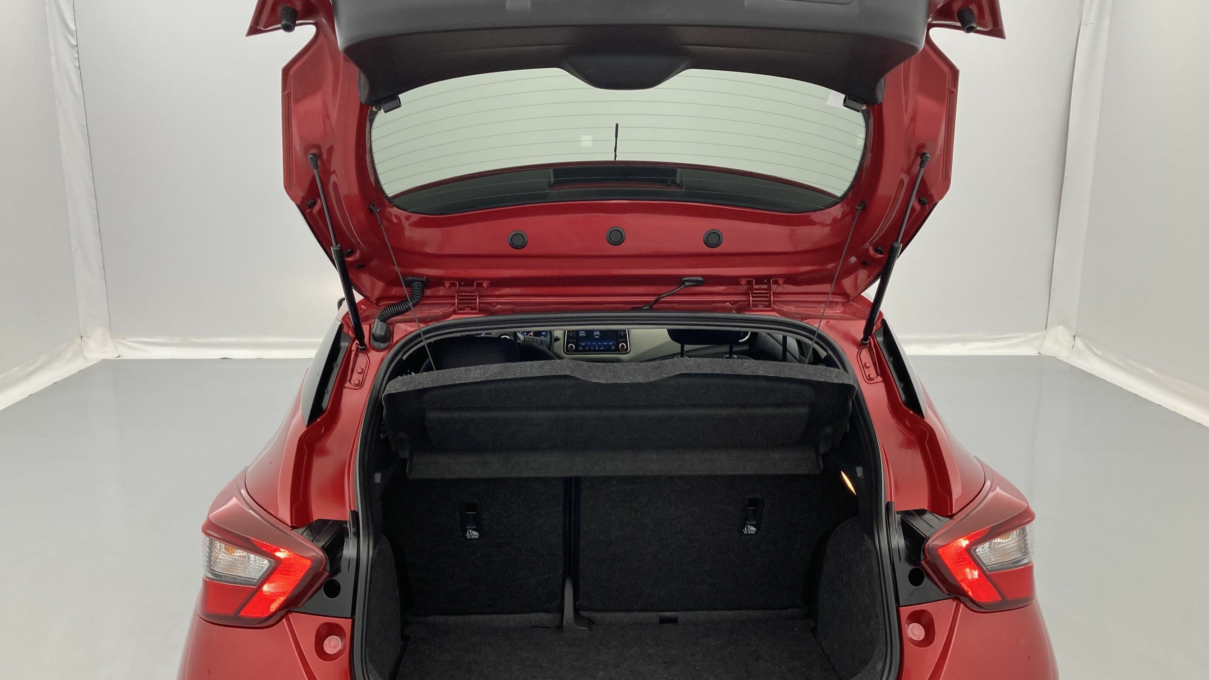 nissan micra n-design 1.0 IG-T 92 XTRONIC 2022 red passion 25