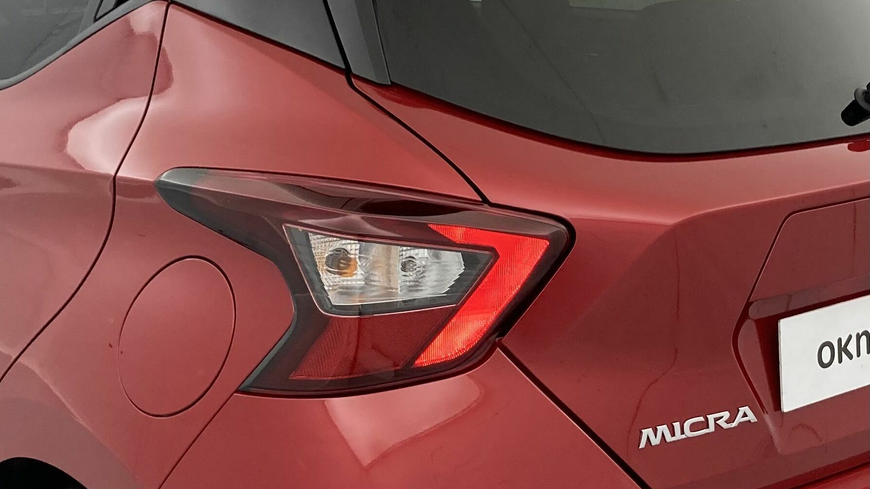 nissan micra n-design 1.0 IG-T 92 XTRONIC 2022 red passion 31