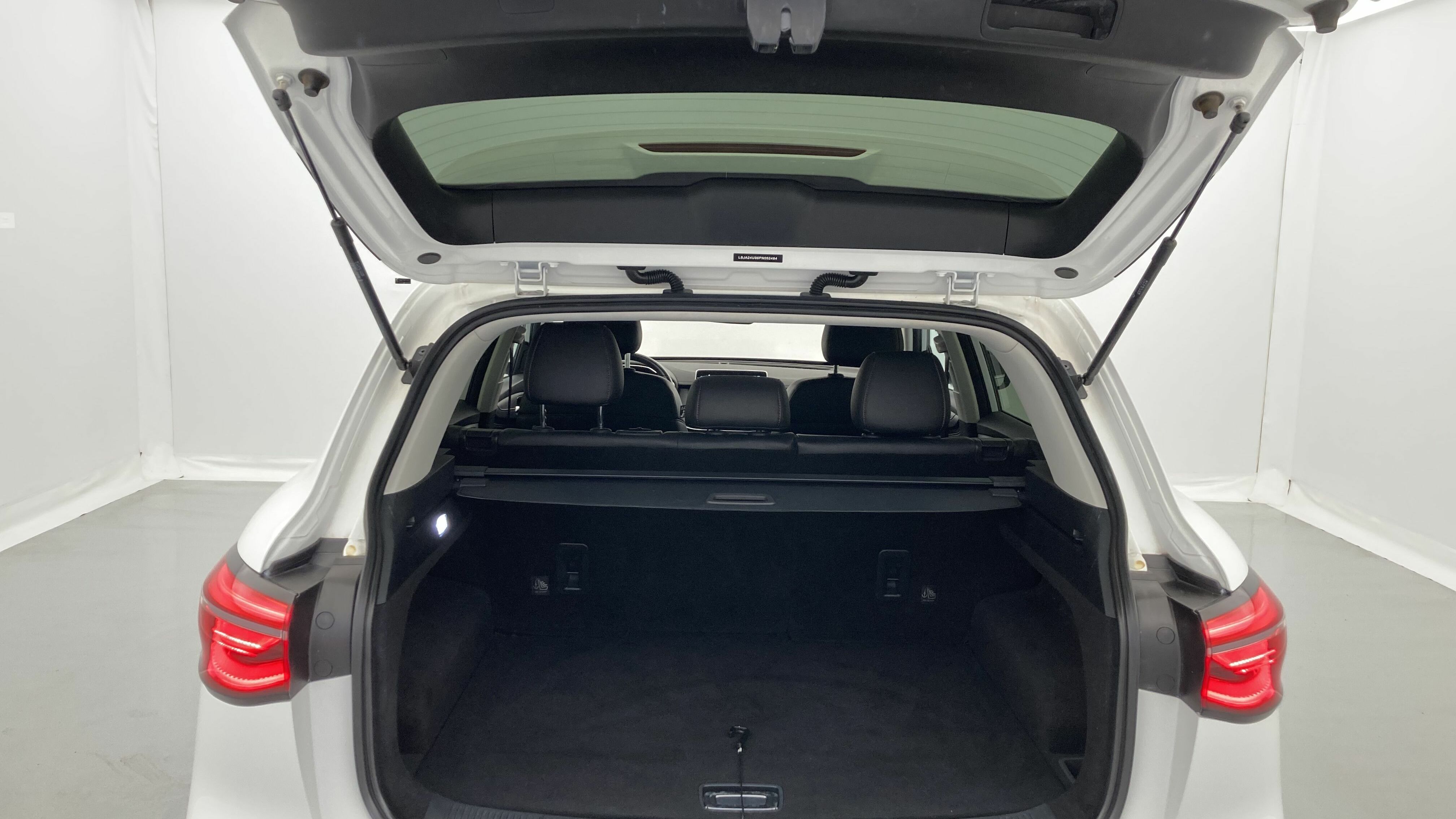 mg hs comfort 1.5 T-GDI 162 2023 dover white - wsb 25
