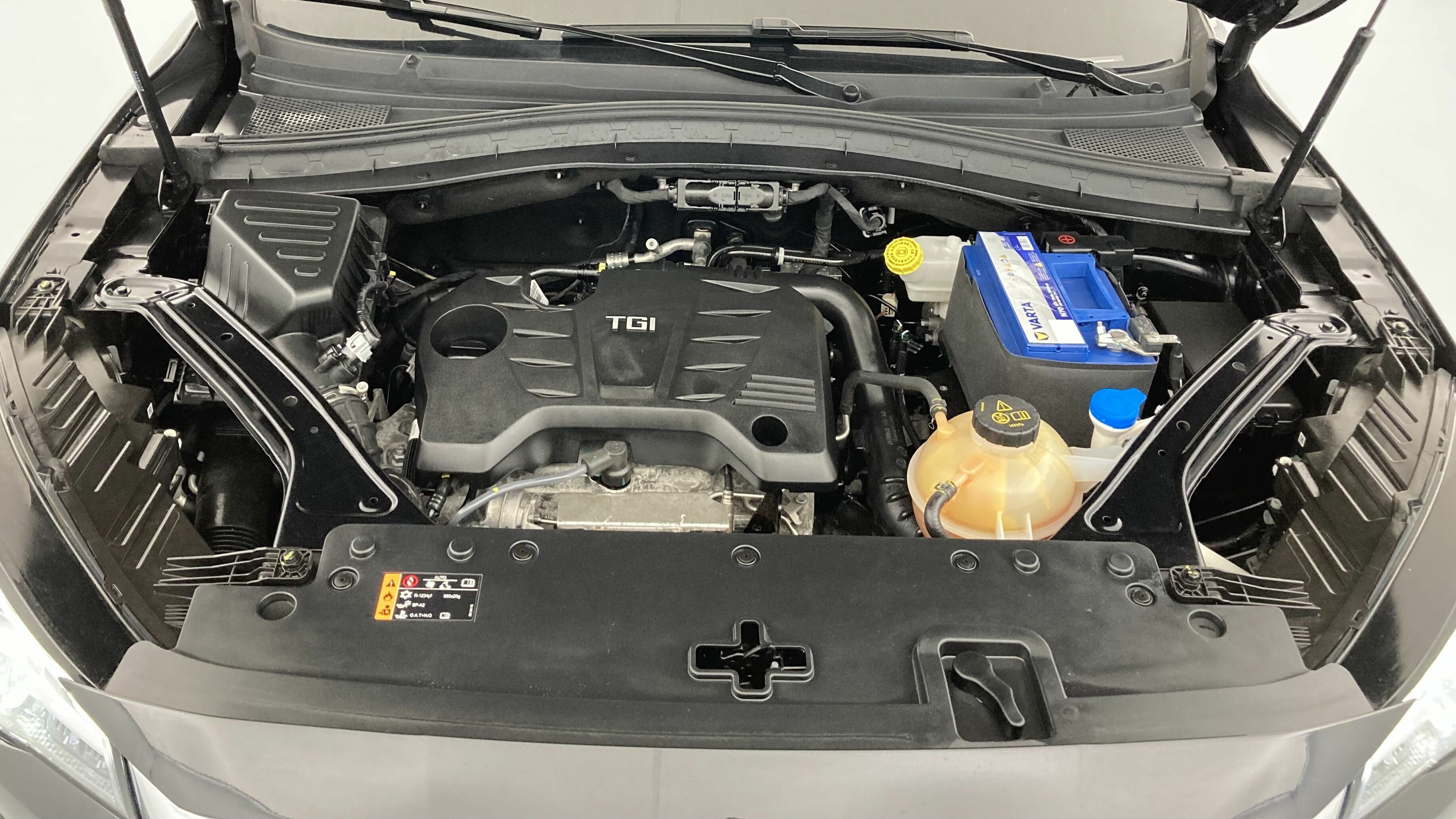 mg hs luxury 1.5 T-GDI 162 AT 2023 pebble black - pbc 26