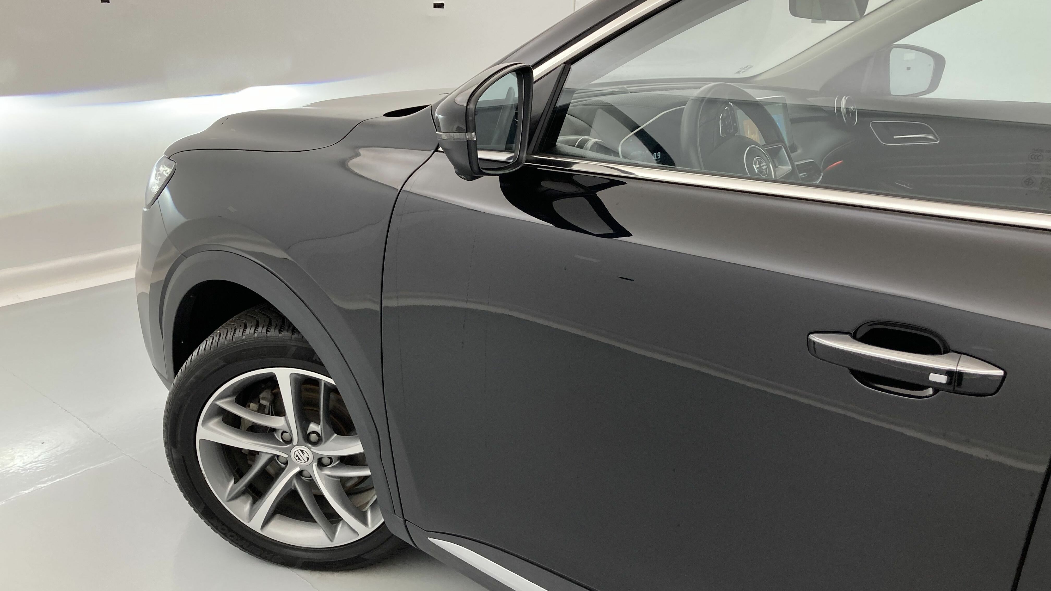 mg hs luxury 1.5 T-GDI 162 AT 2023 pebble black - pbc 29