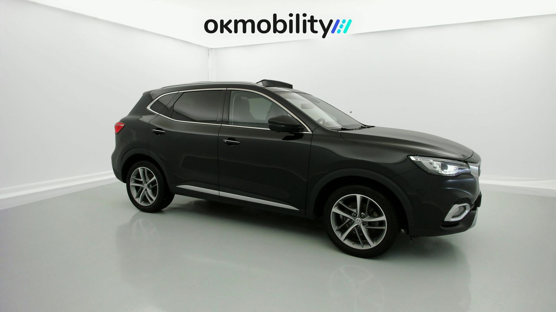 mg hs luxury 1.5 T-GDI 162 AT 2023 pebble black - pbc 2