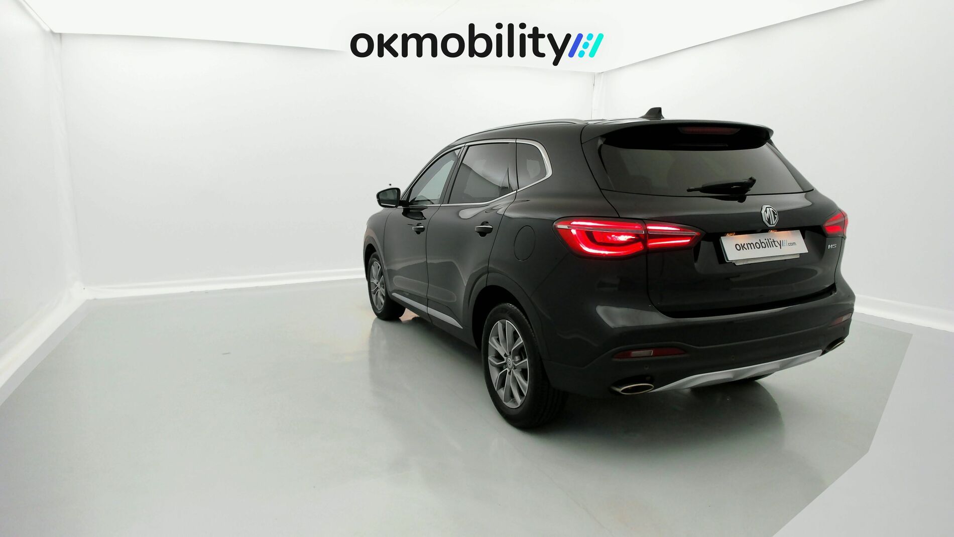 mg hs comfort 1.5 T-GDI 162 AT 2023 pebble black - pbc 9