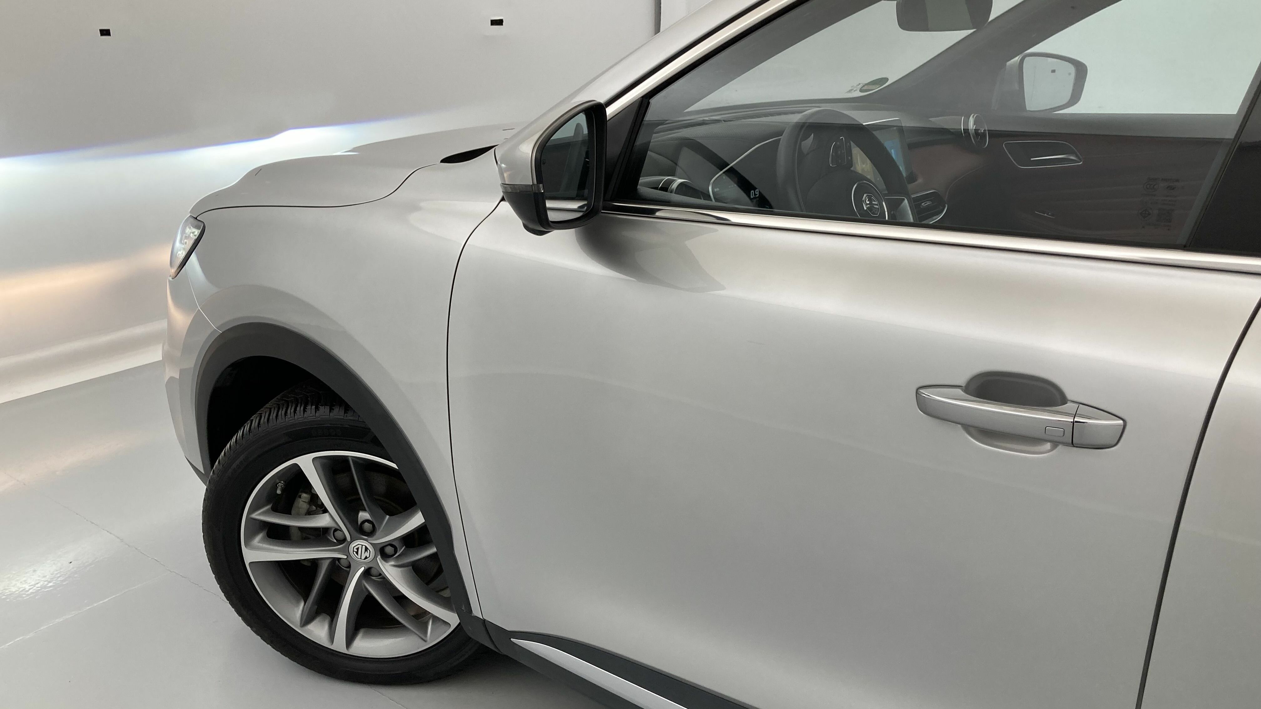 mg hs luxury 1.5 T-GDI 162 2023 medal silver - ssa 28