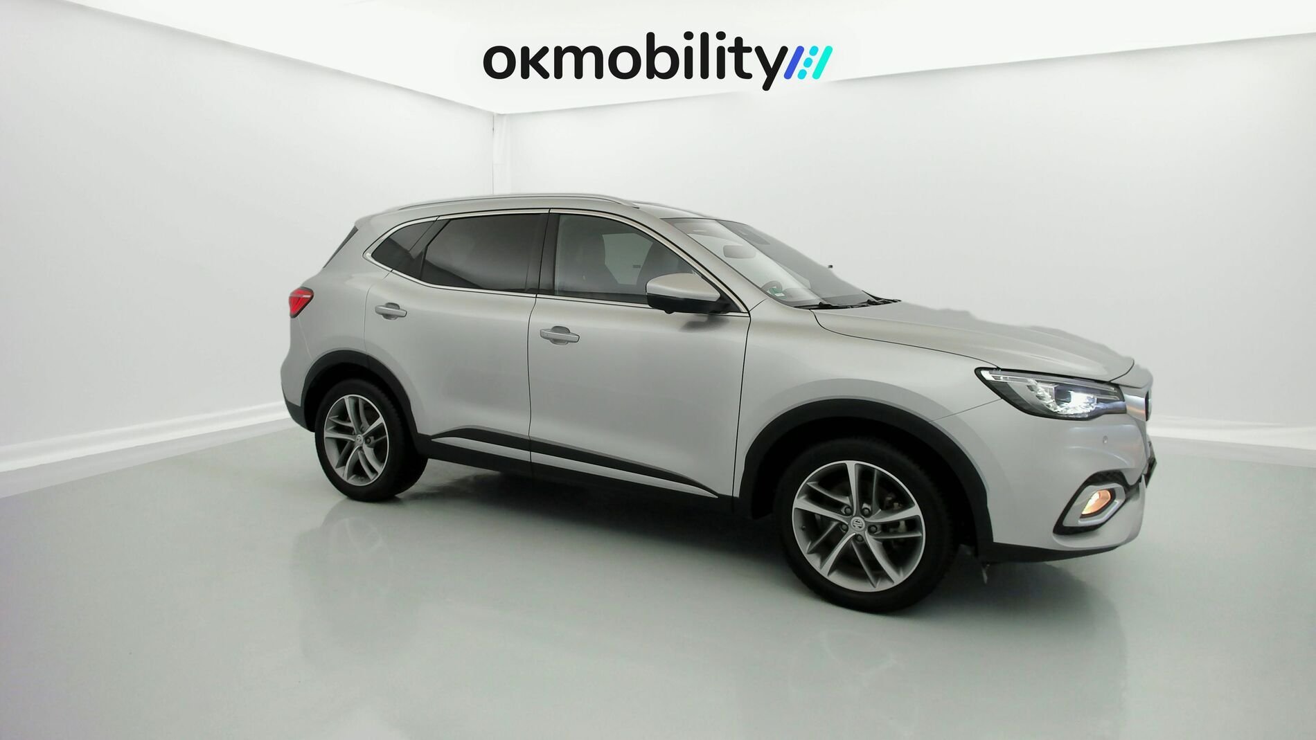 mg hs luxury 1.5 T-GDI 162 2023 medal silver - ssa 2