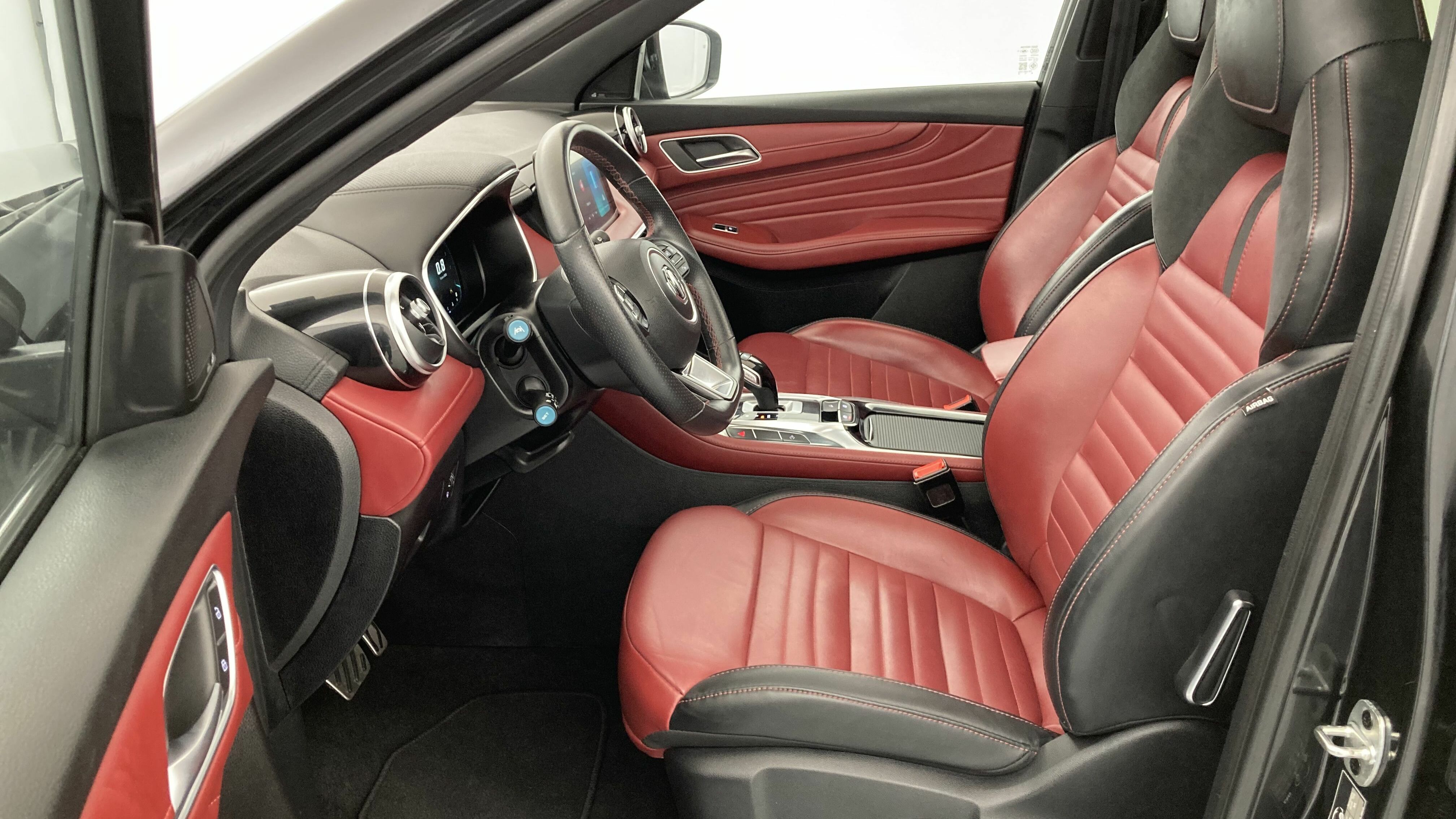 mg hs luxury 1.5 T-GDI 162 AT 2023 pebble black - pbc 14