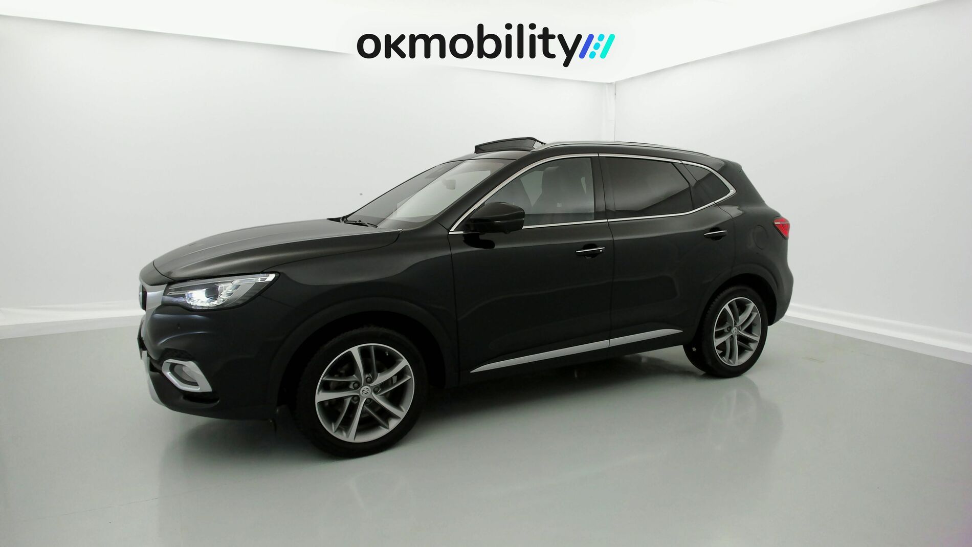 mg hs luxury 1.5 T-GDI 162 AT 2023 pebble black - pbc 5