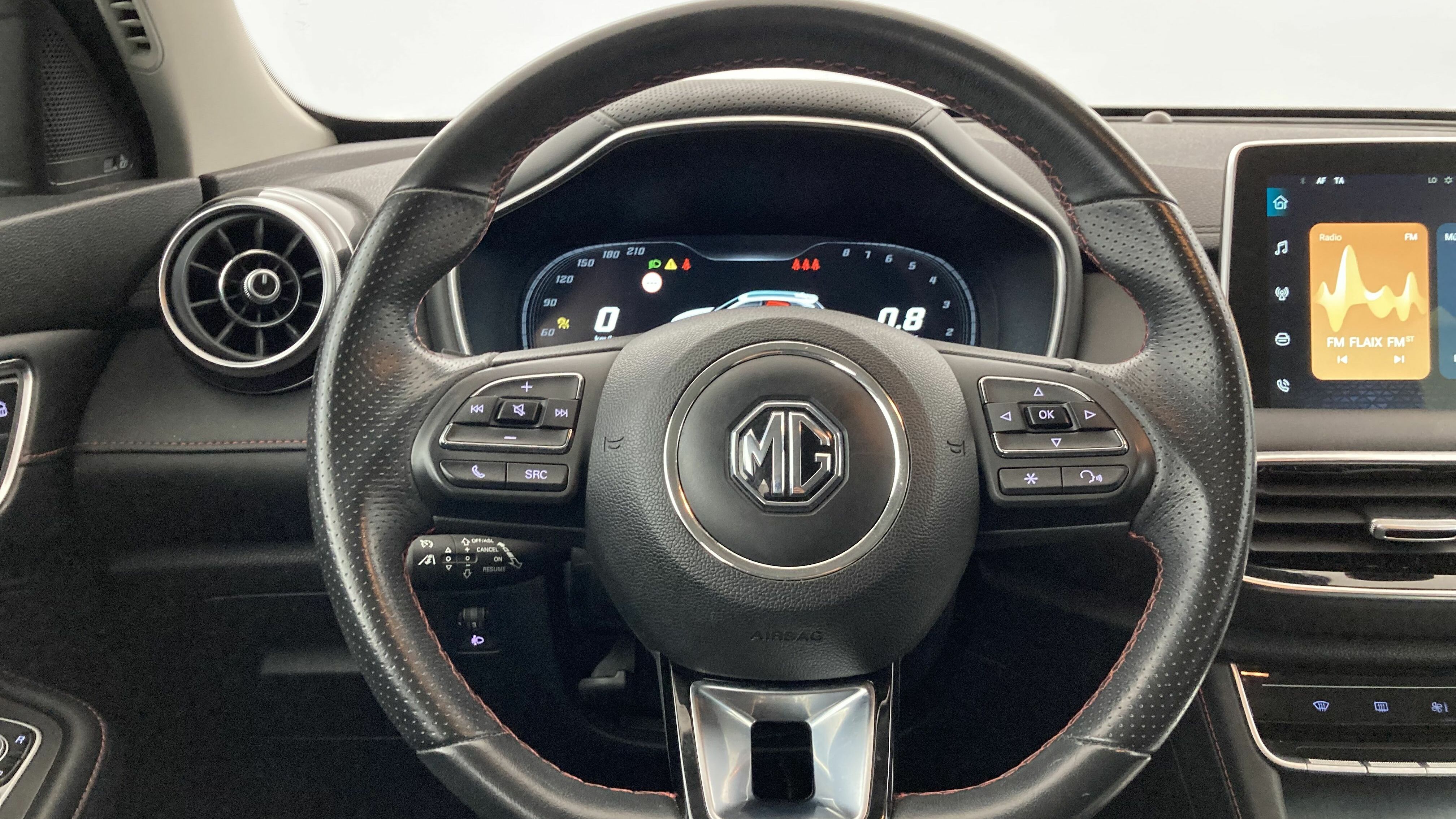 mg hs comfort 1.5 T-GDI 162 AT 2023 diamond red - rsj 18