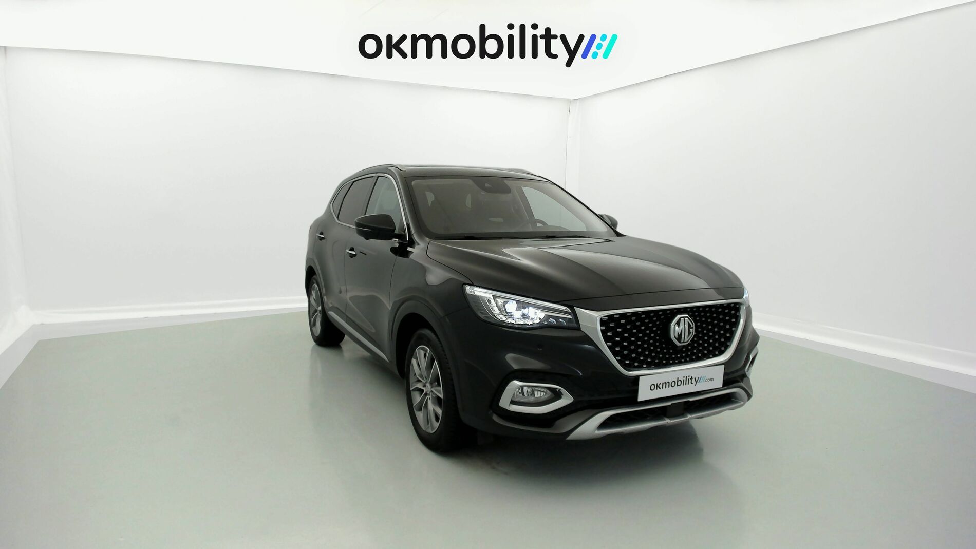 mg hs luxury 1.5 T-GDI 162 AT 2023 pebble black - pbc 3