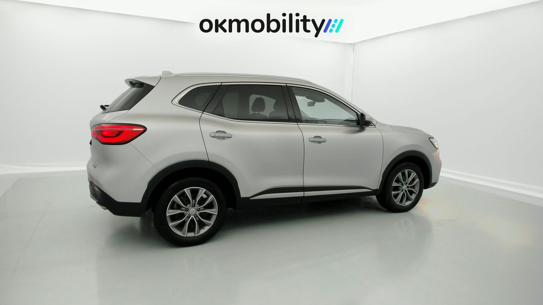 mg hs comfort 1.5 T-GDI 162 AT 2023 medal silver - ssa 12