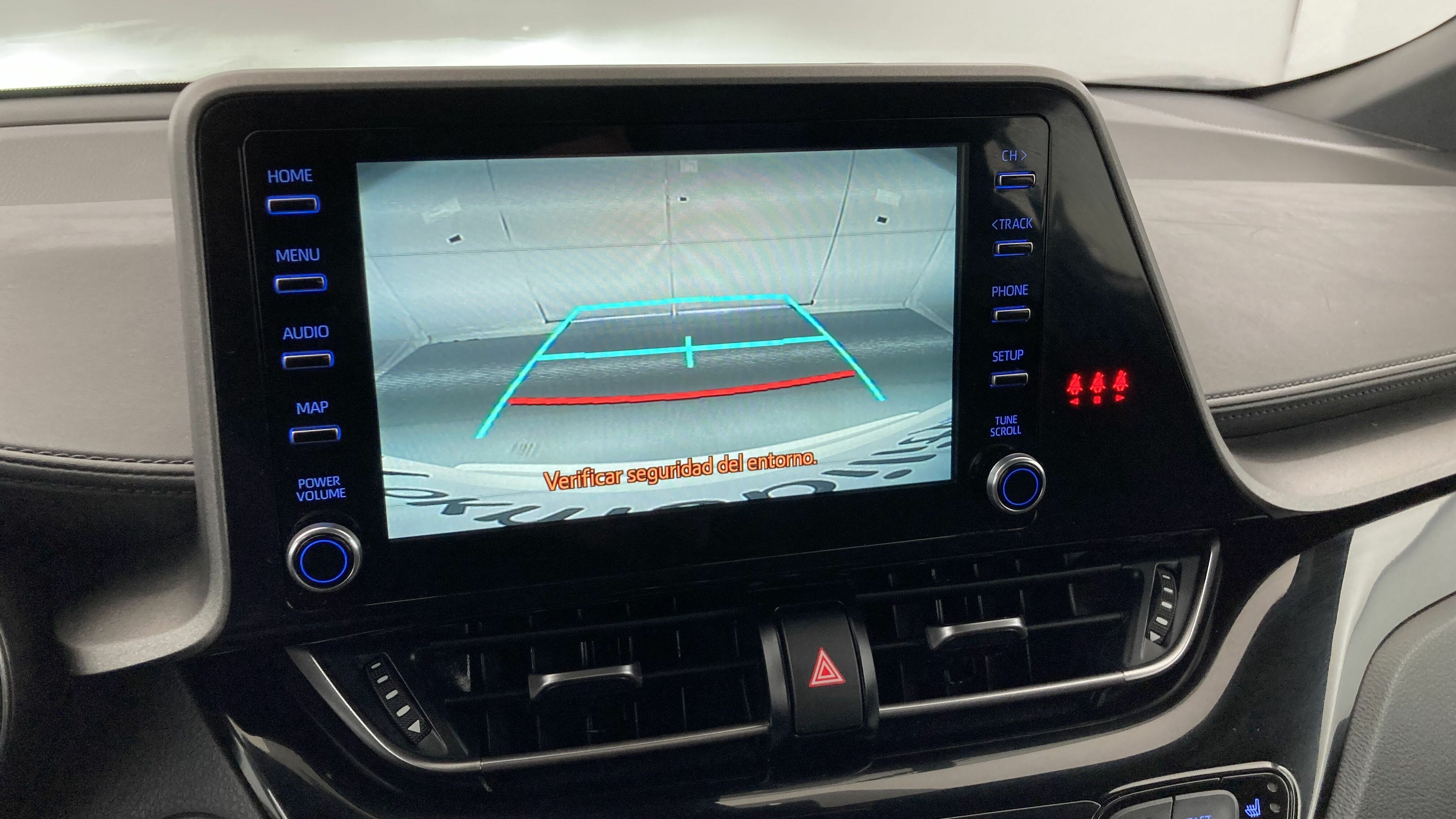 toyota c-hr business edition 1.8 E-CVT 125H 2023 schneeweiss 20