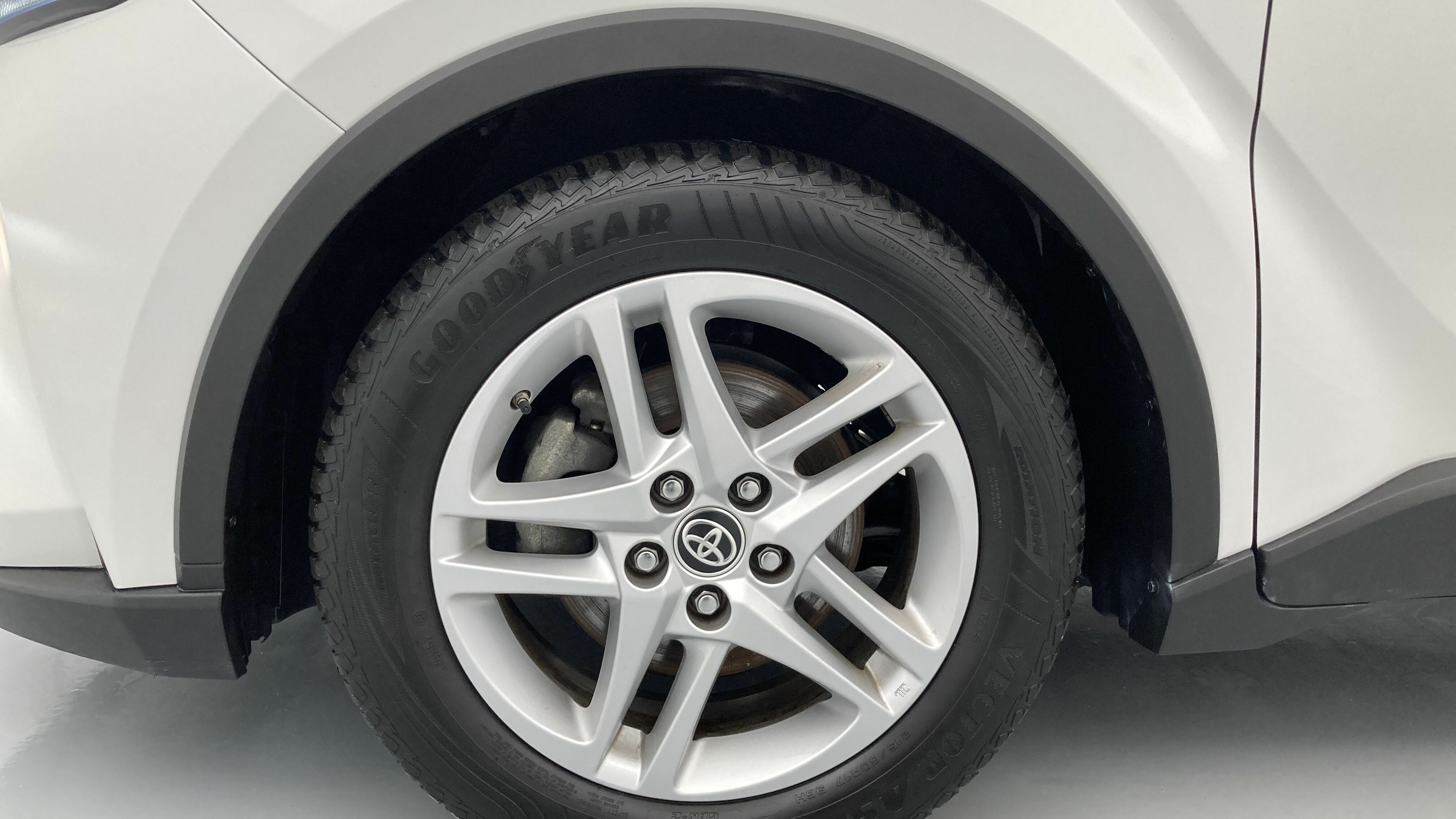 toyota c-hr business edition 1.8 E-CVT 125H 2023 schneeweiss 28