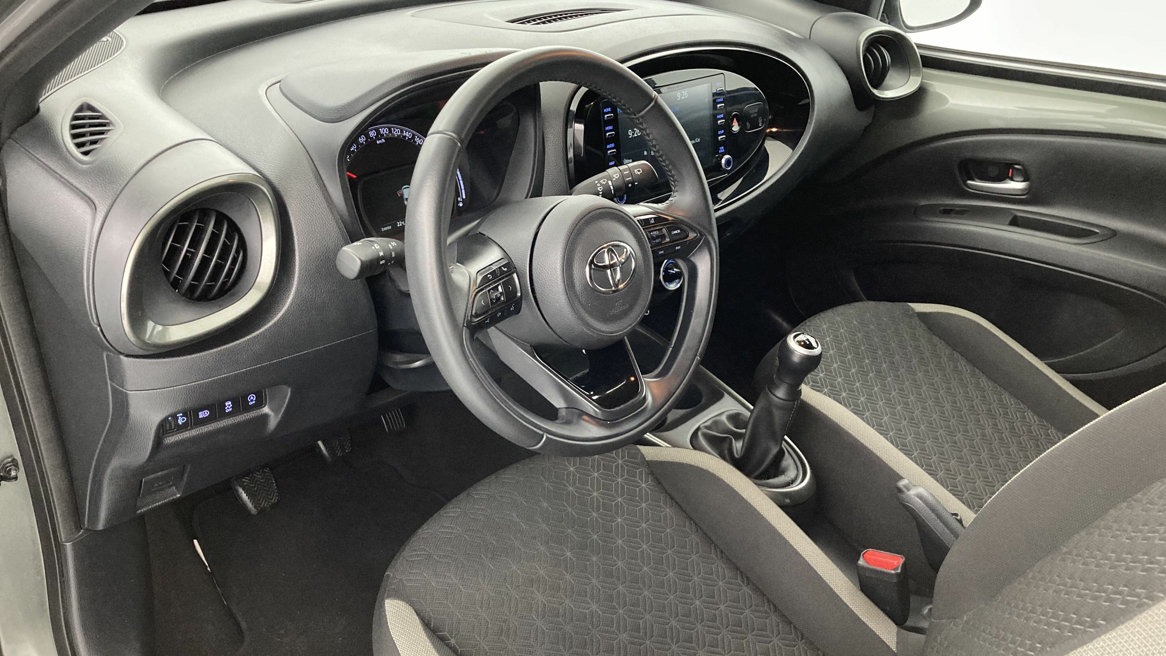 toyota aygo x pulse 1.0 VVT-I 72 2023 cardamon green / black 15