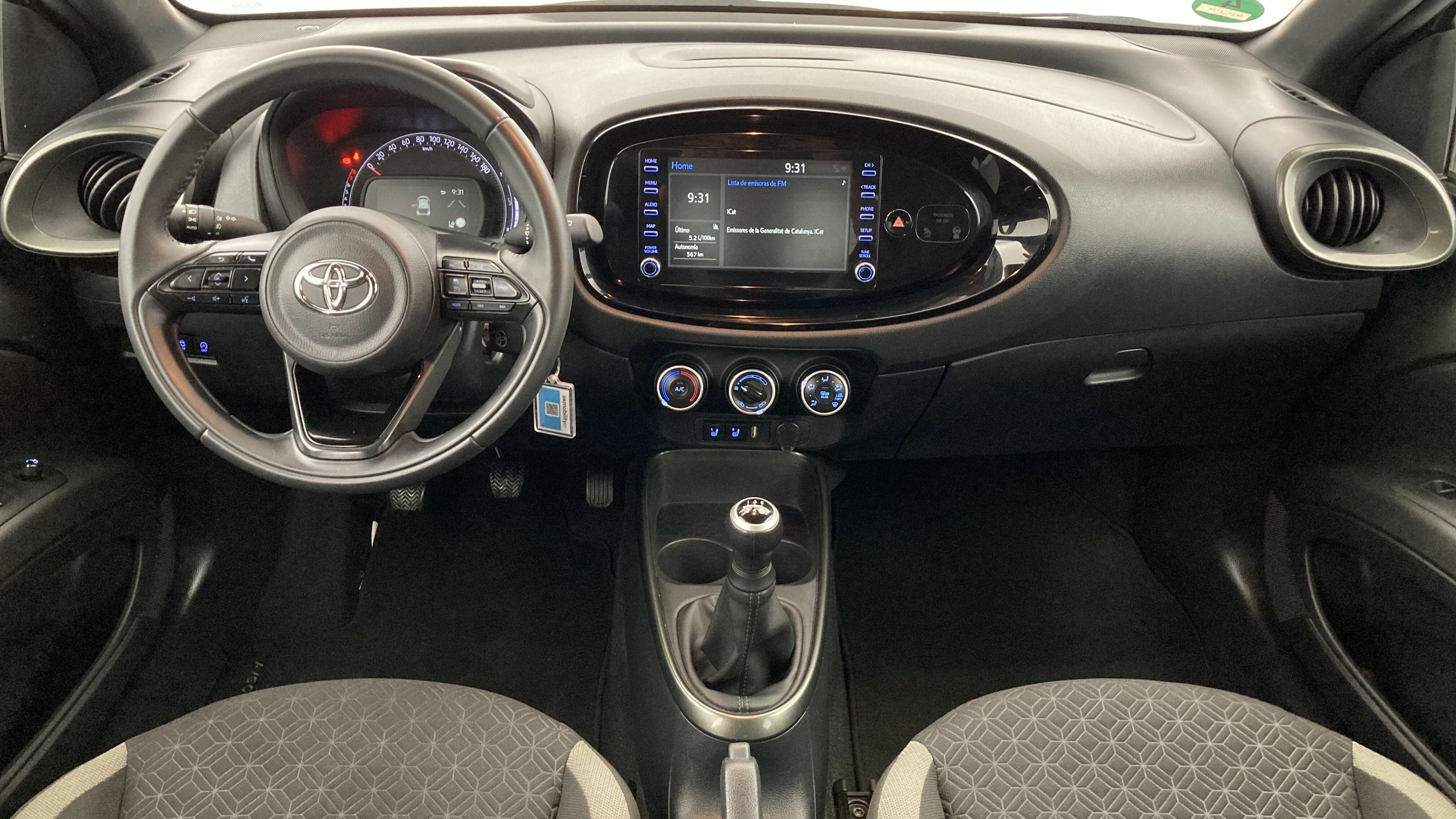 toyota aygo x pulse 1.0 VVT-I 72 2023 cardamon green / black 16